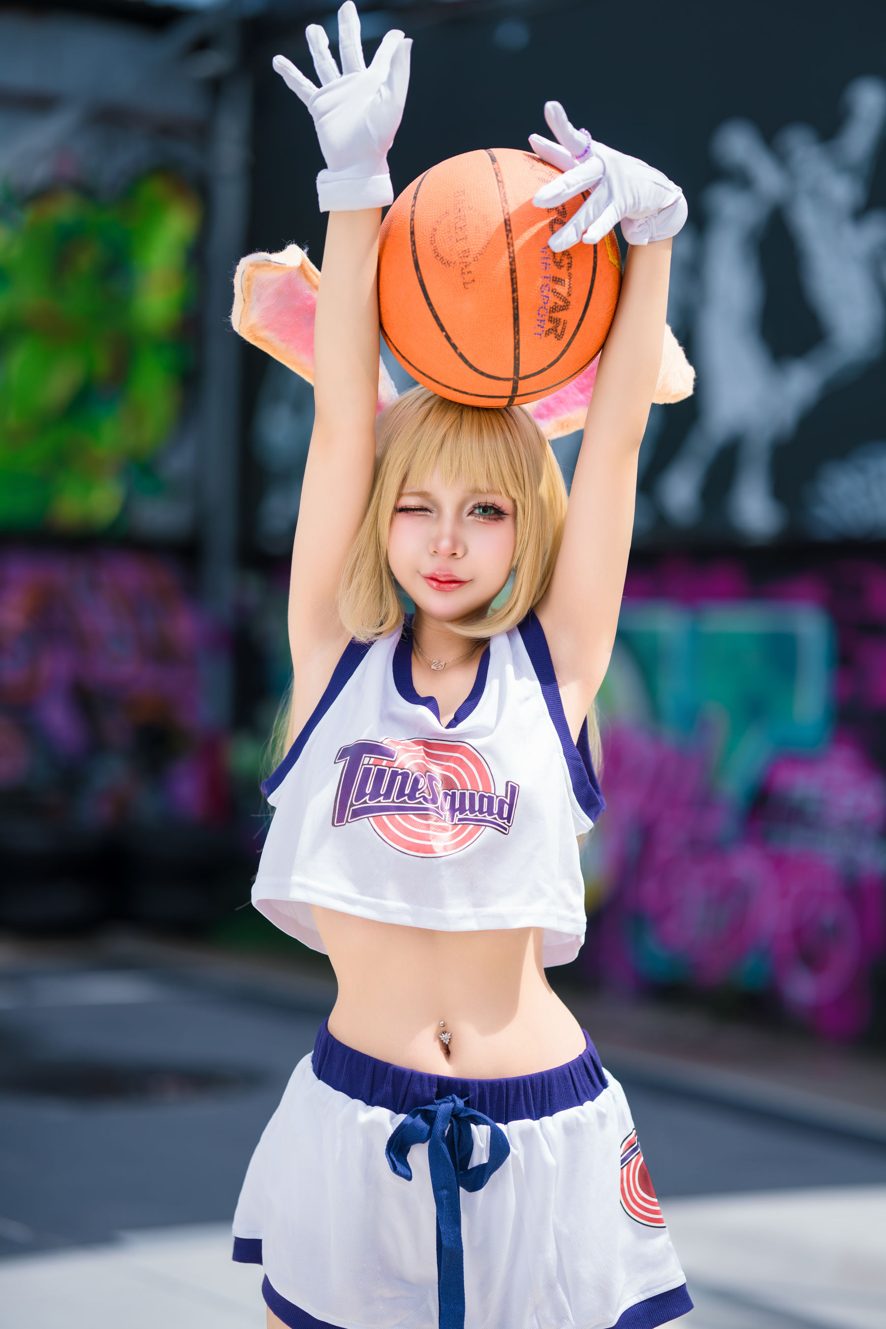 Umeko J - Lola Bunny