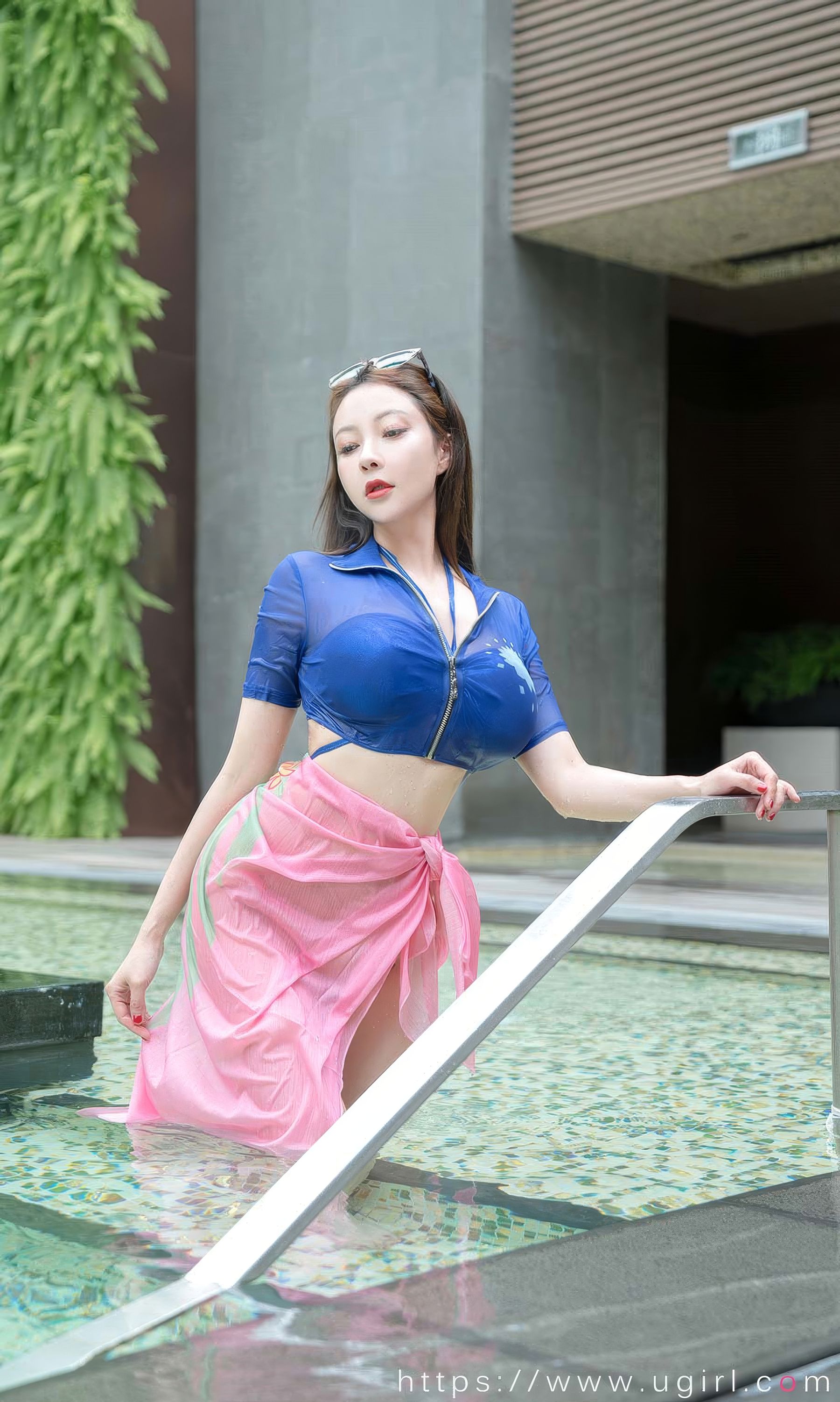 [Ugirls]爱尤物 No.2909 克莱因蓝 果儿