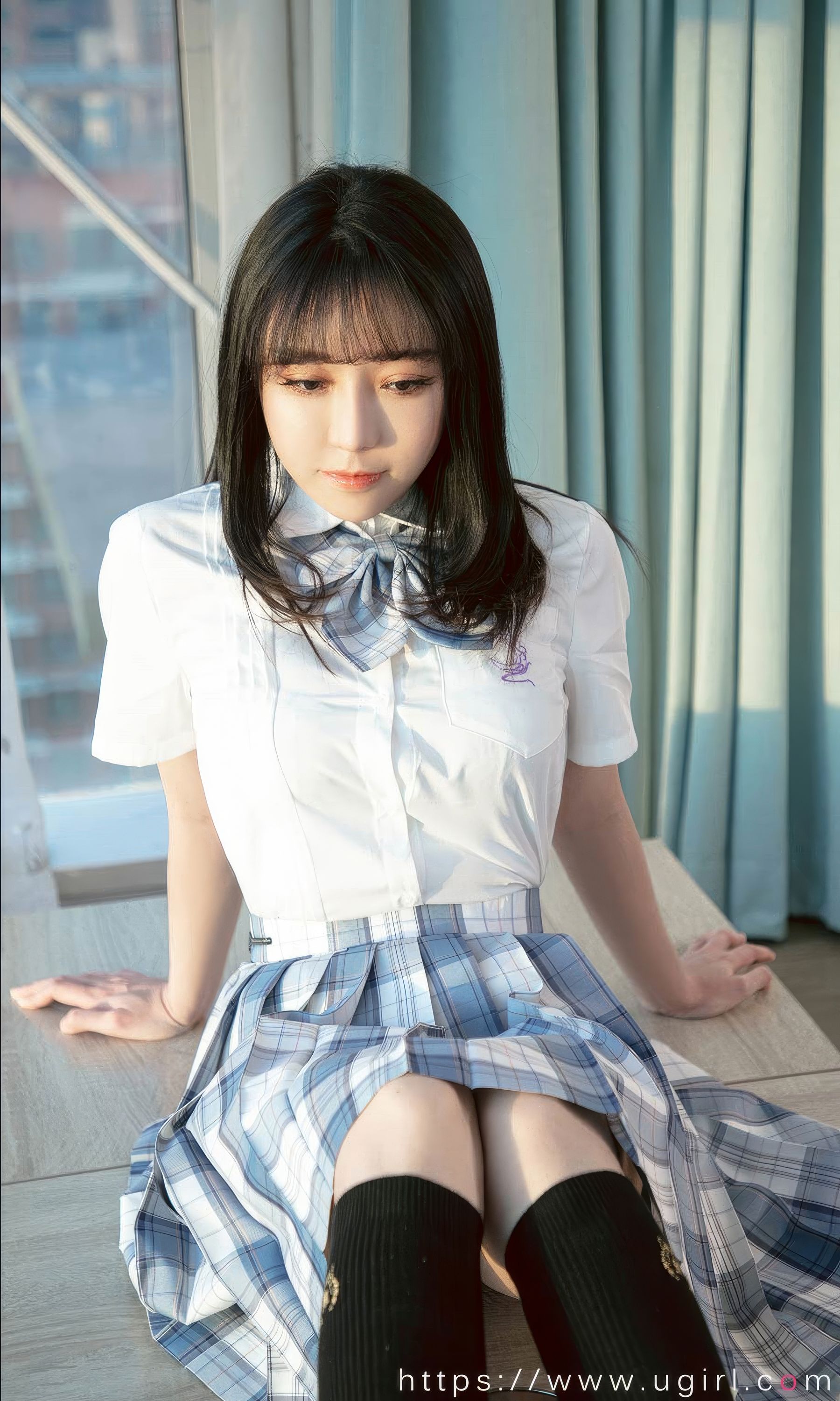 [Ugirls]爱尤物 No.2929 香色格子裙 白亦ada