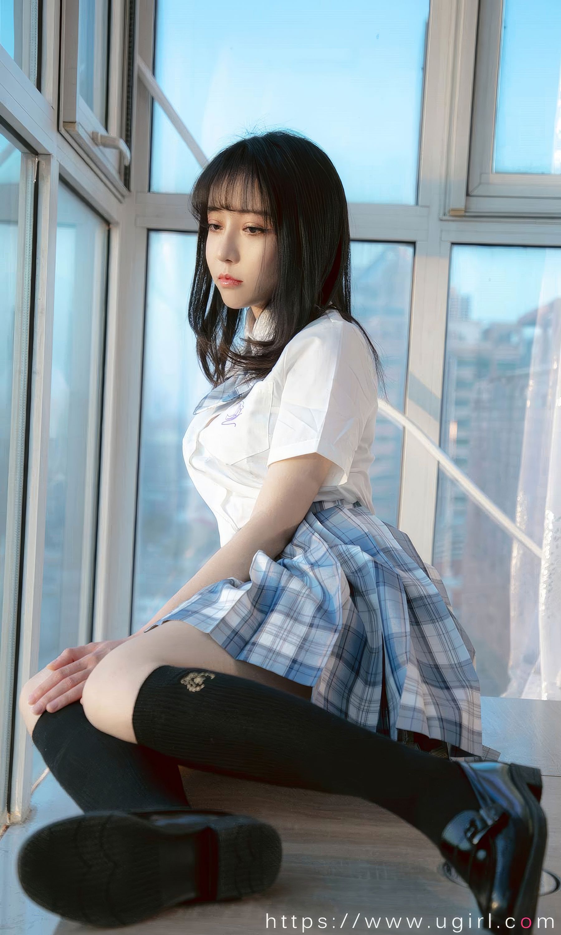 [Ugirls]爱尤物 No.2929 香色格子裙 白亦ada
