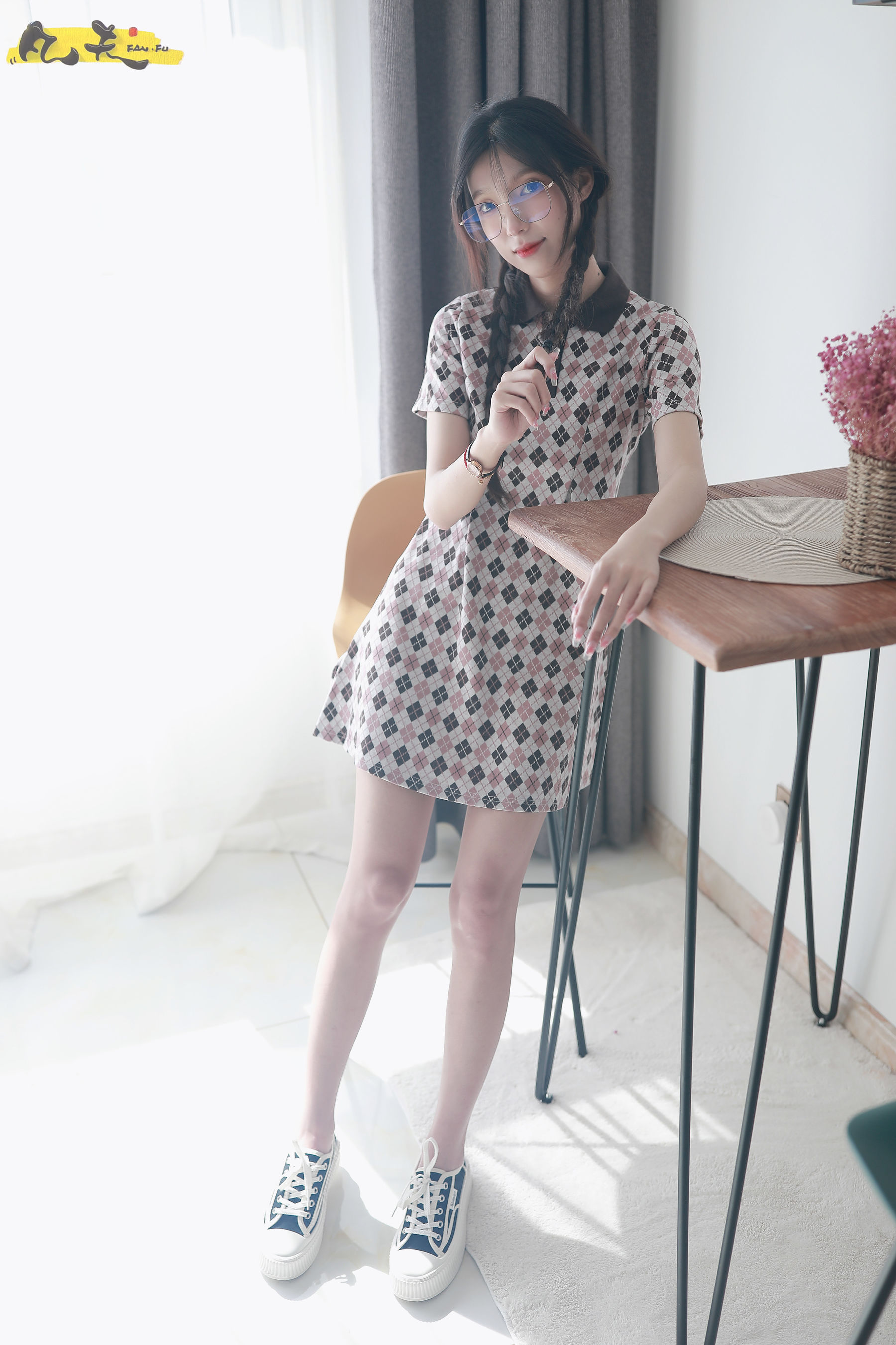 凡夫摄影 - 夏妹 板鞋白棉袜