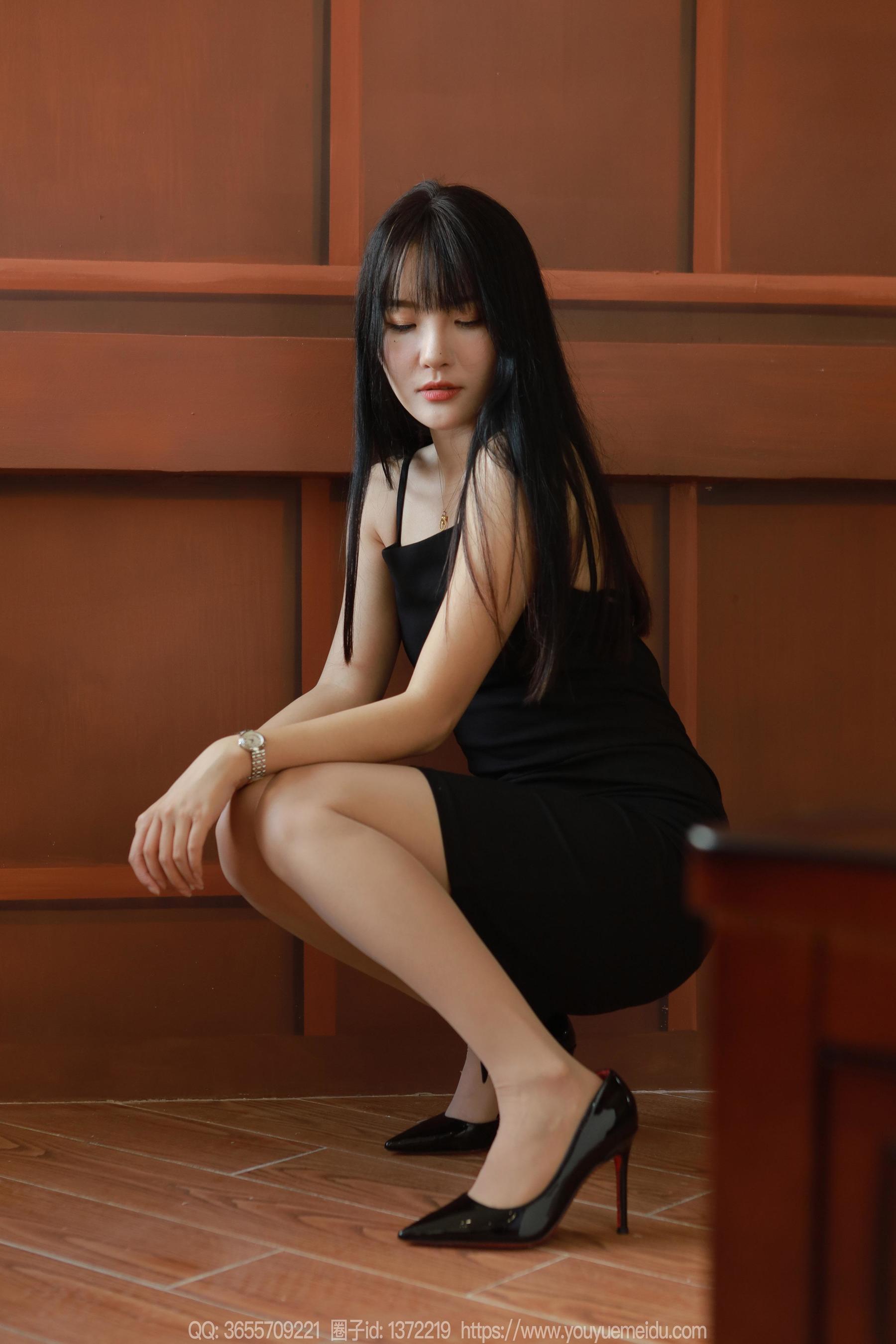 IESS异思趣向 - 模特： 婉萍 《黑色礼裙（上）》