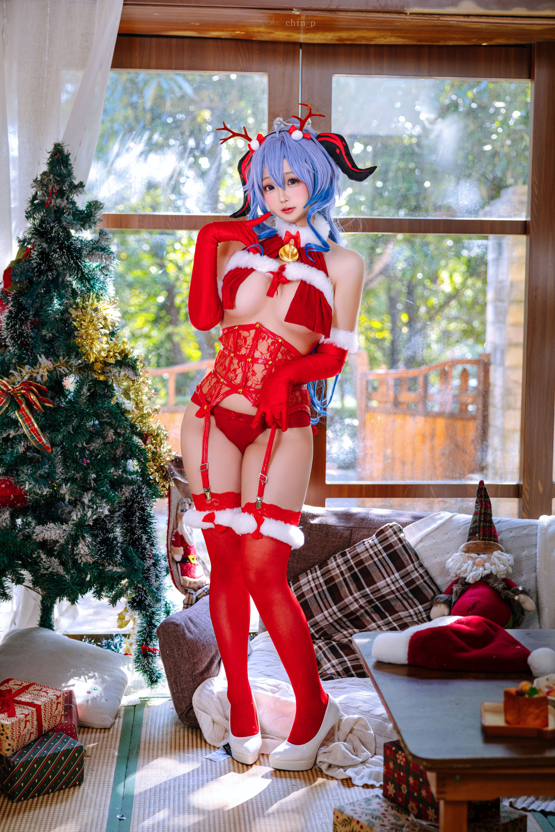 Cosplay日奈娇 - 甘雨圣诞