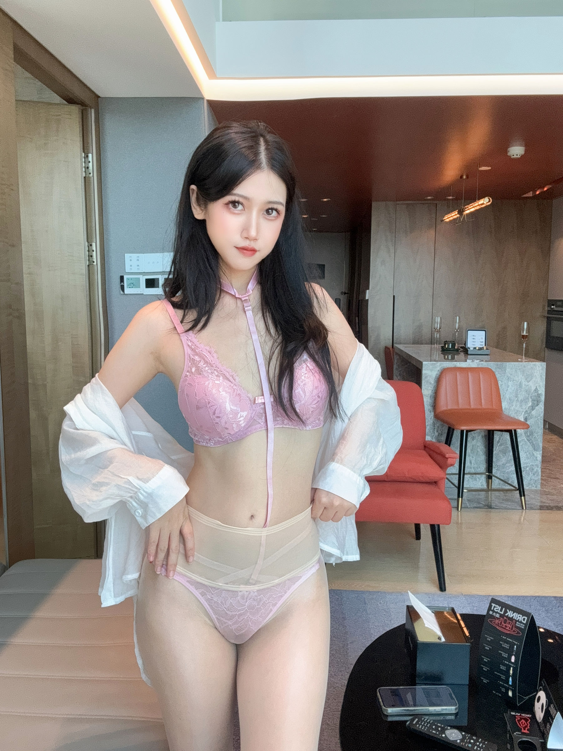 微博人气Coser不呆猫 - 粉色衬衣女友