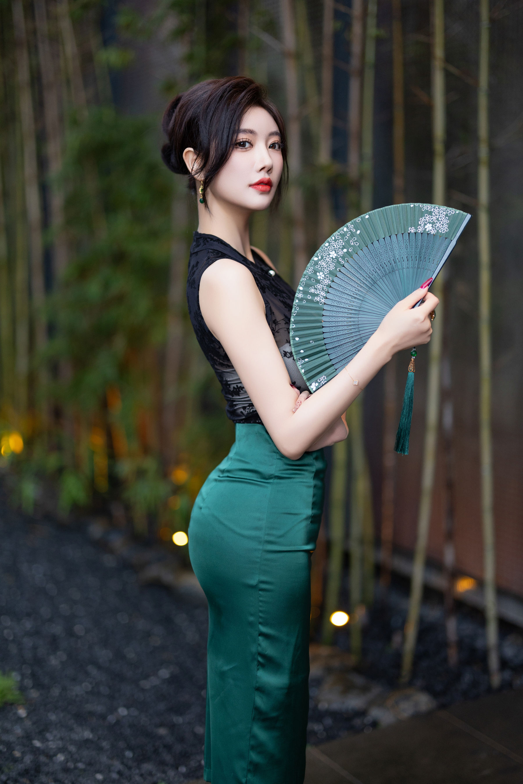 杨晨晨 - 绿色长裙