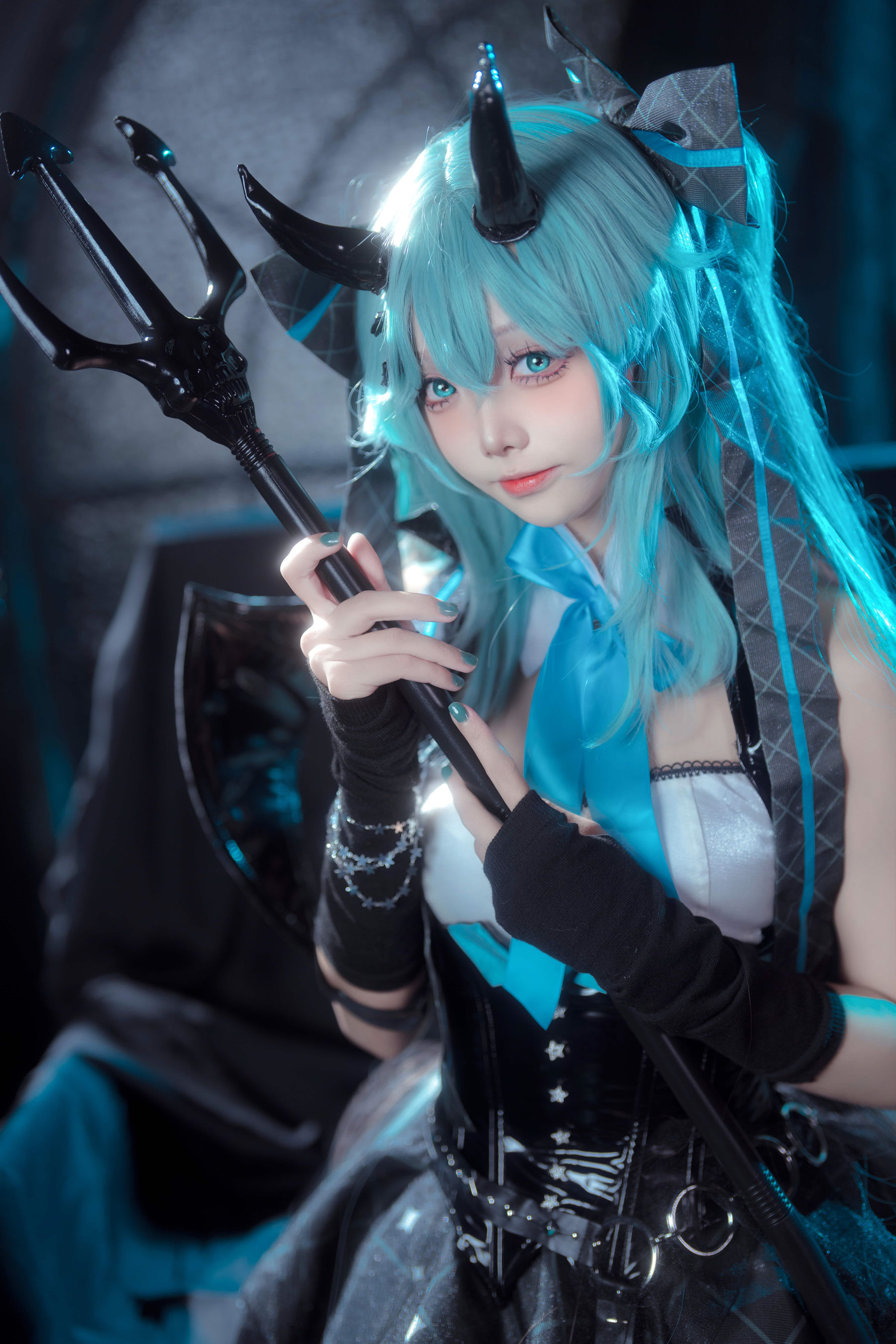 艾西aiwest - 初音小恶魔