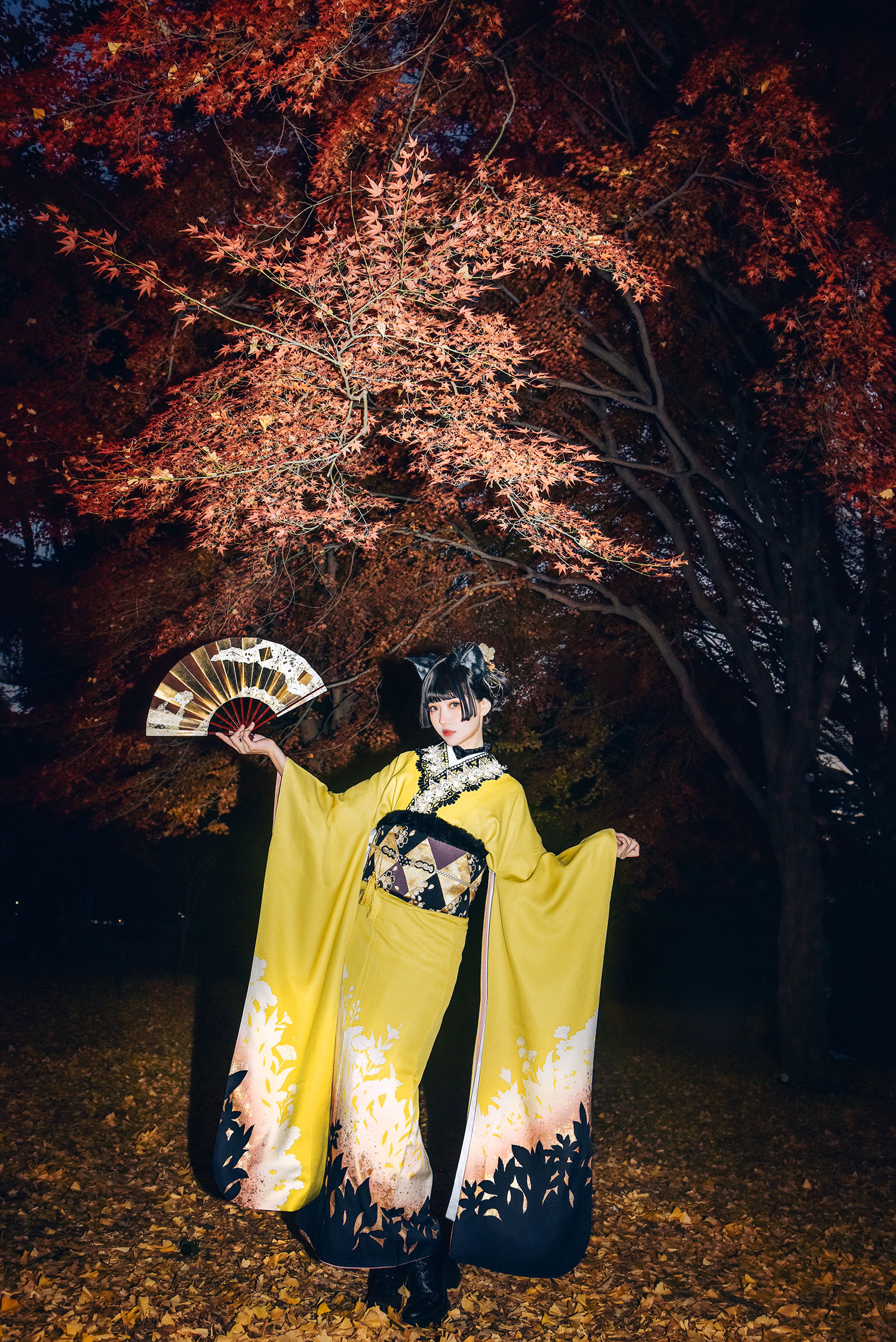 Ely_eee (ElyEE子) - Ginkgo Black Cat 銀杏黑貓