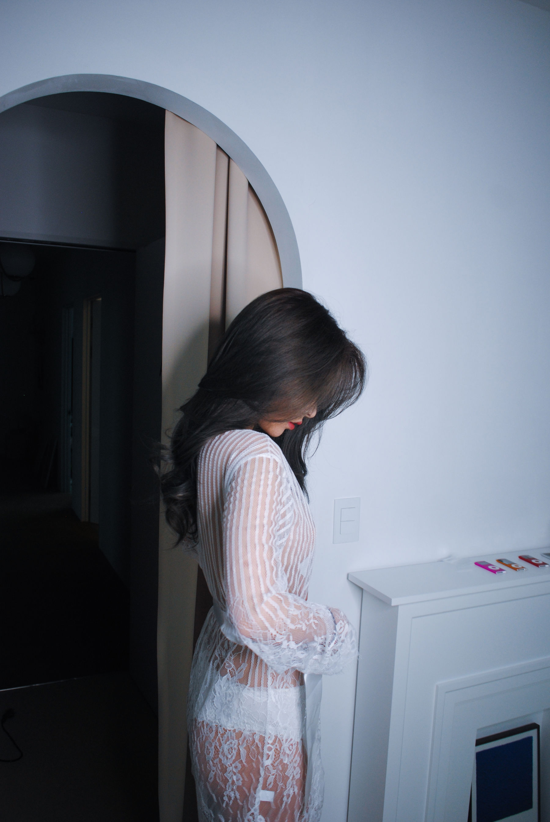 Hanna - White