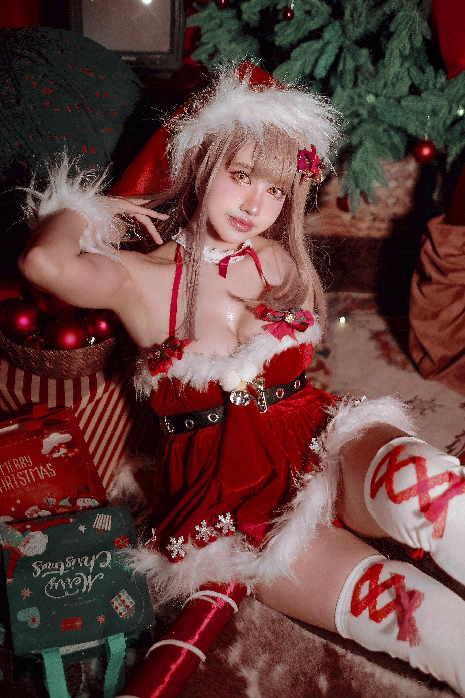 PingPing - Emma Xmas NIKKE