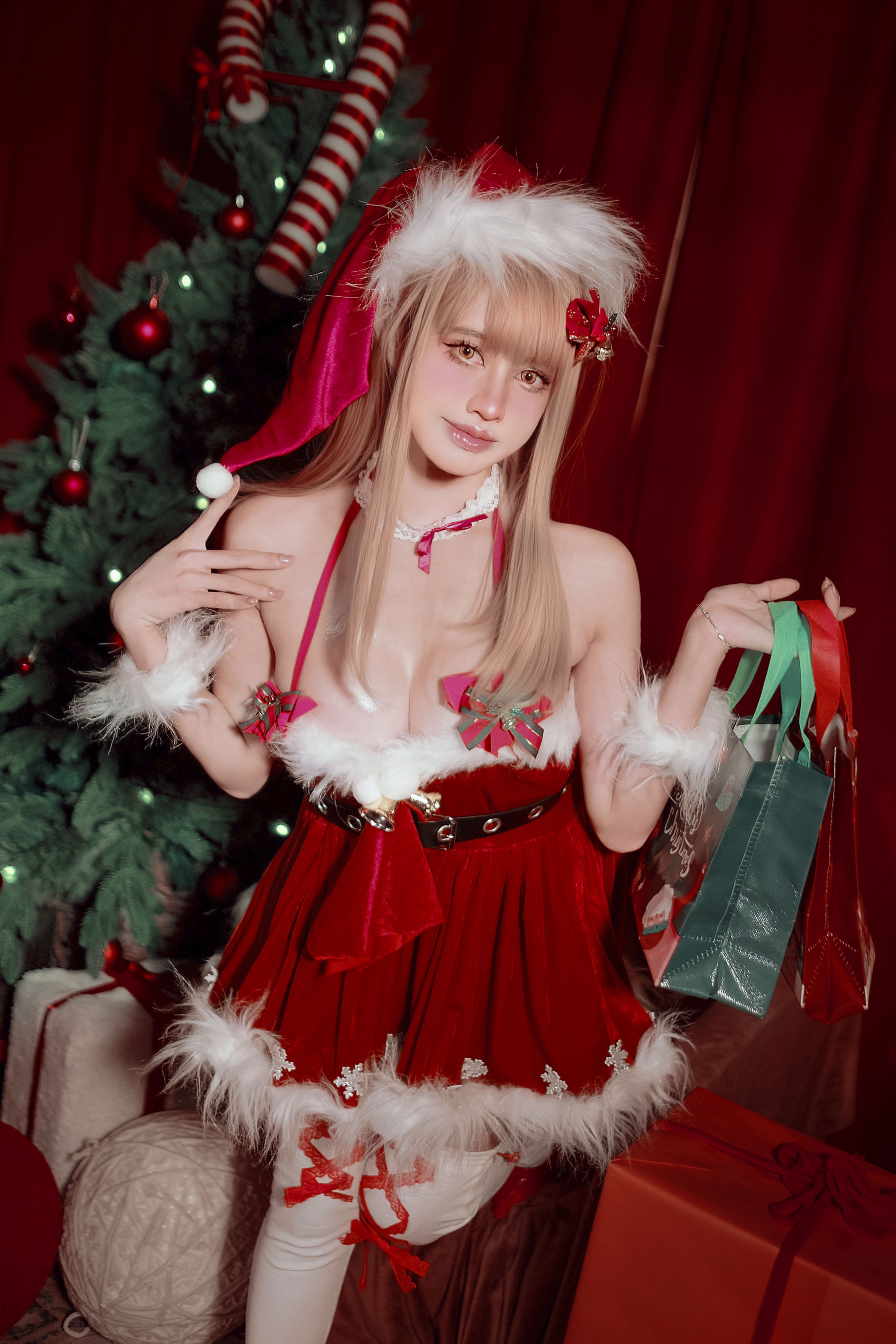 PingPing - Emma Xmas NIKKE