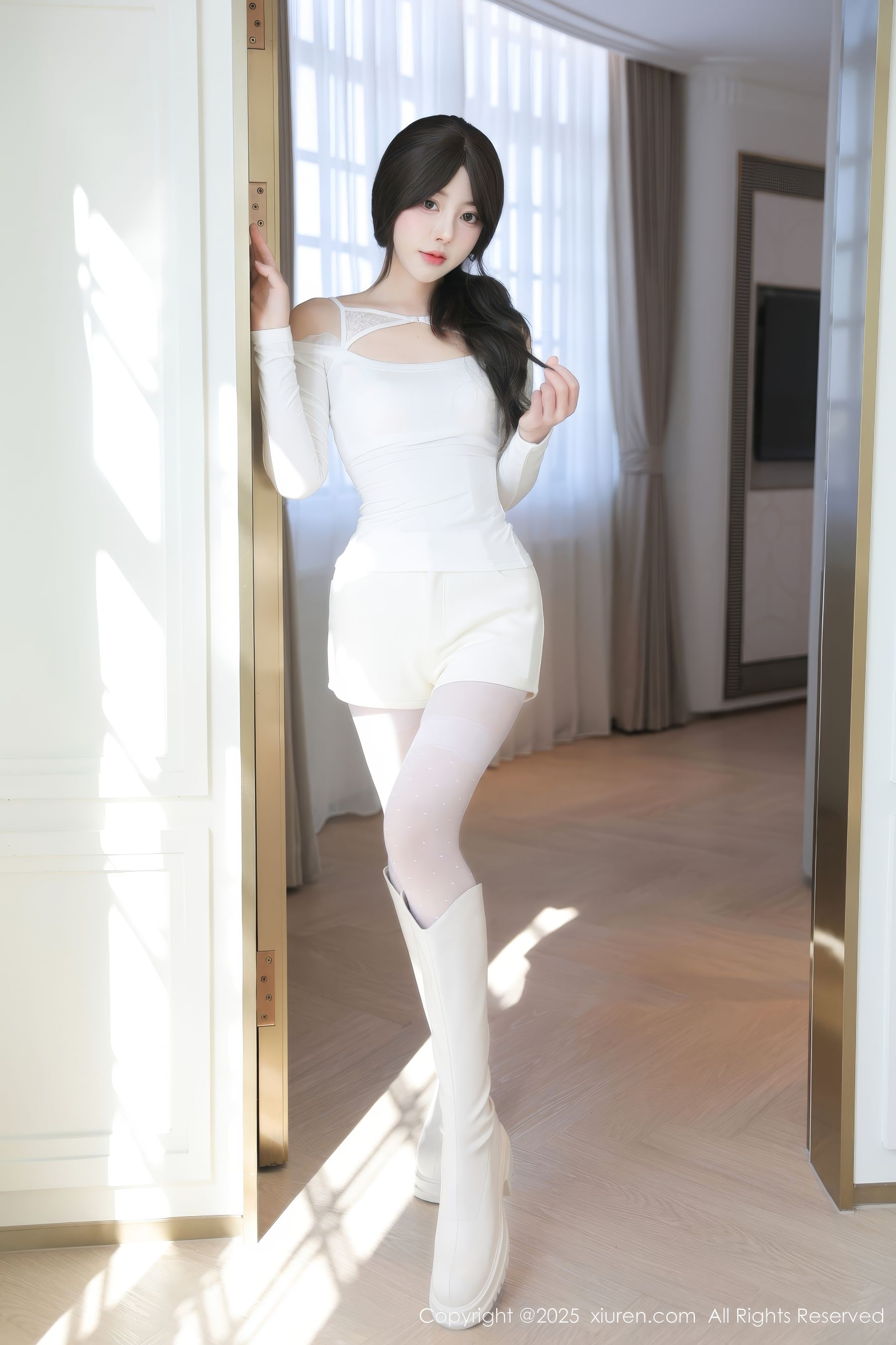 [秀人XiuRen] 2025.02.14 No.9887 桃妖夭