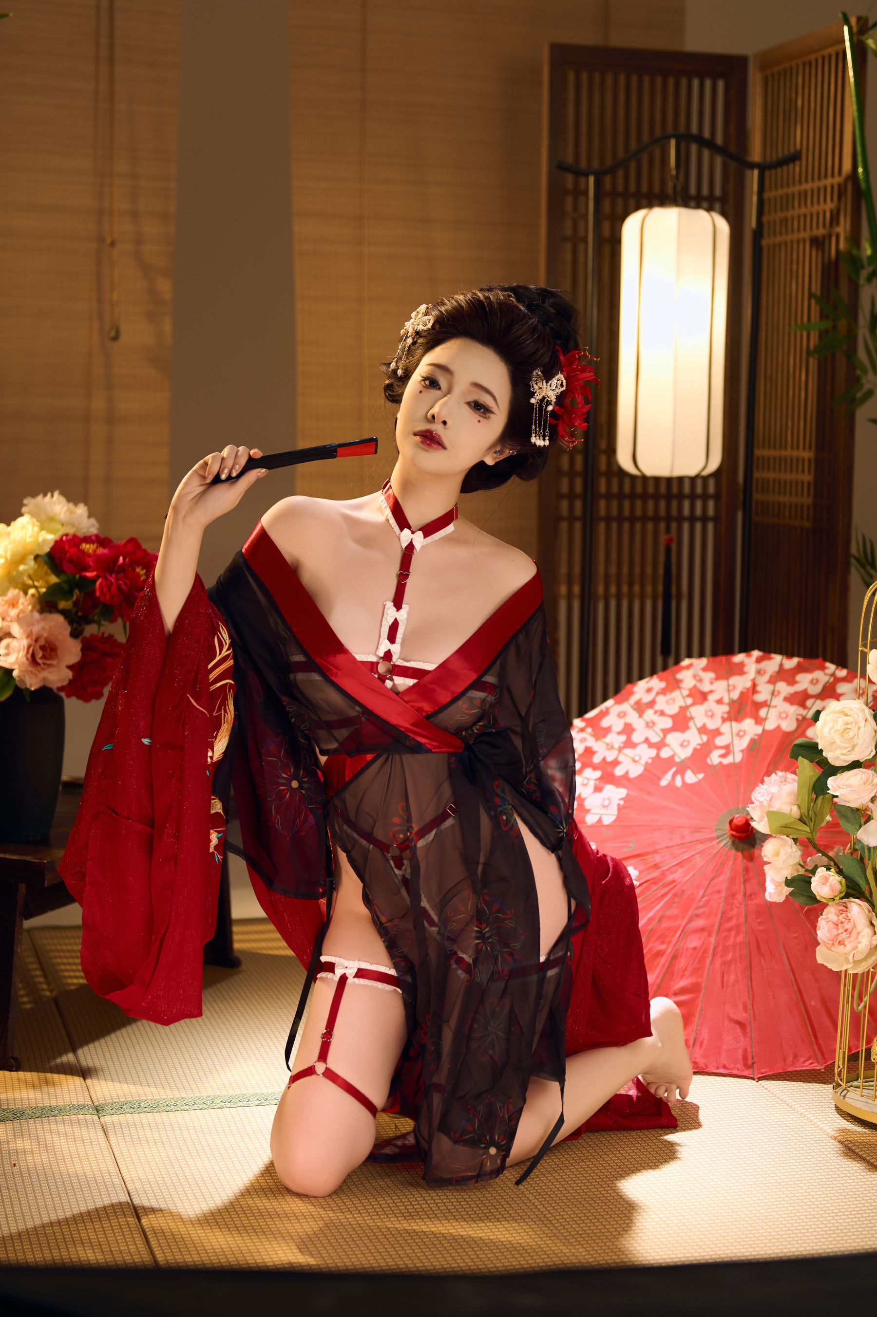 动漫博主雯妹 - 红袖添香