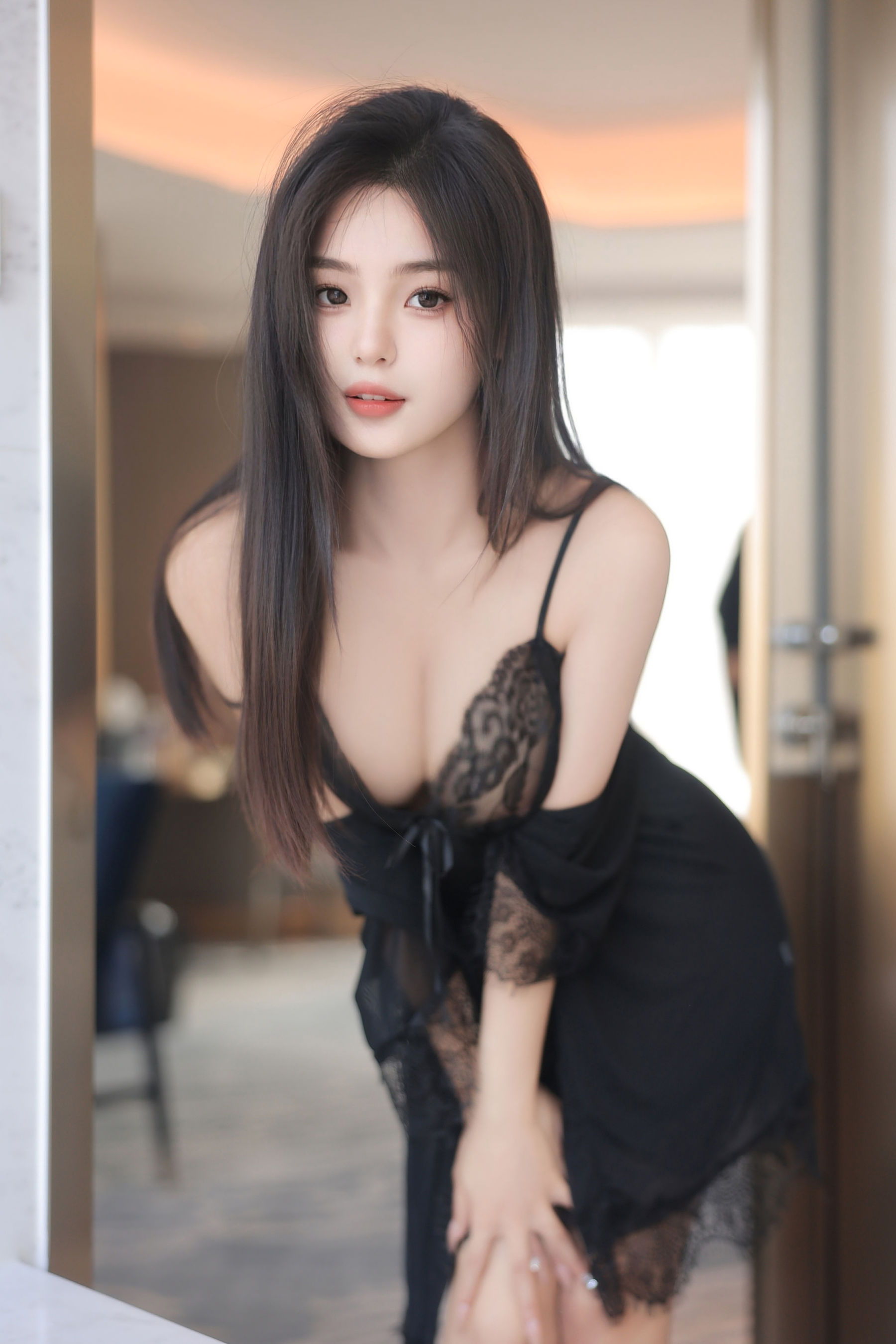 周周不吃香菜 - 黑色睡衣