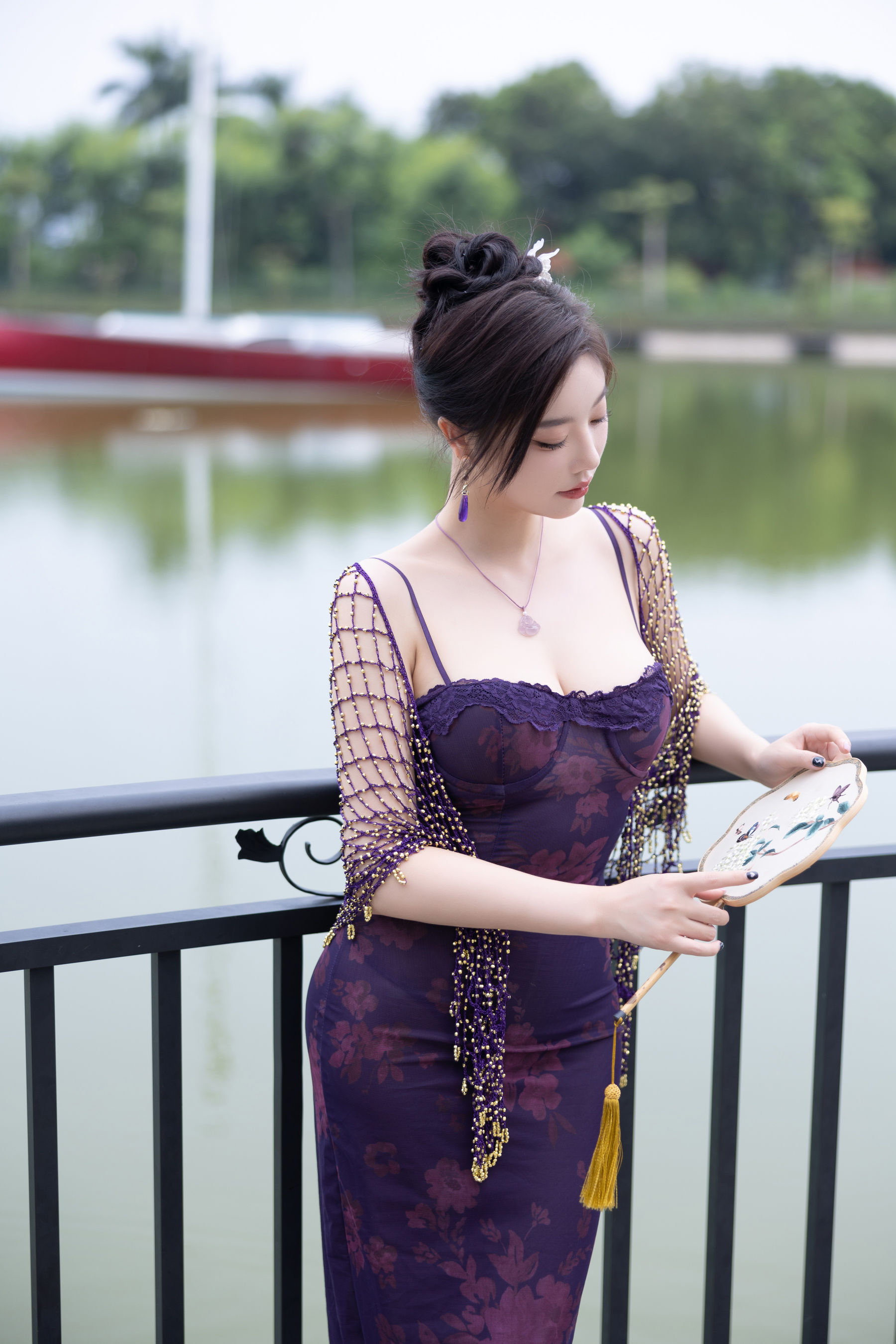 杨晨晨 - 性感连衣裙