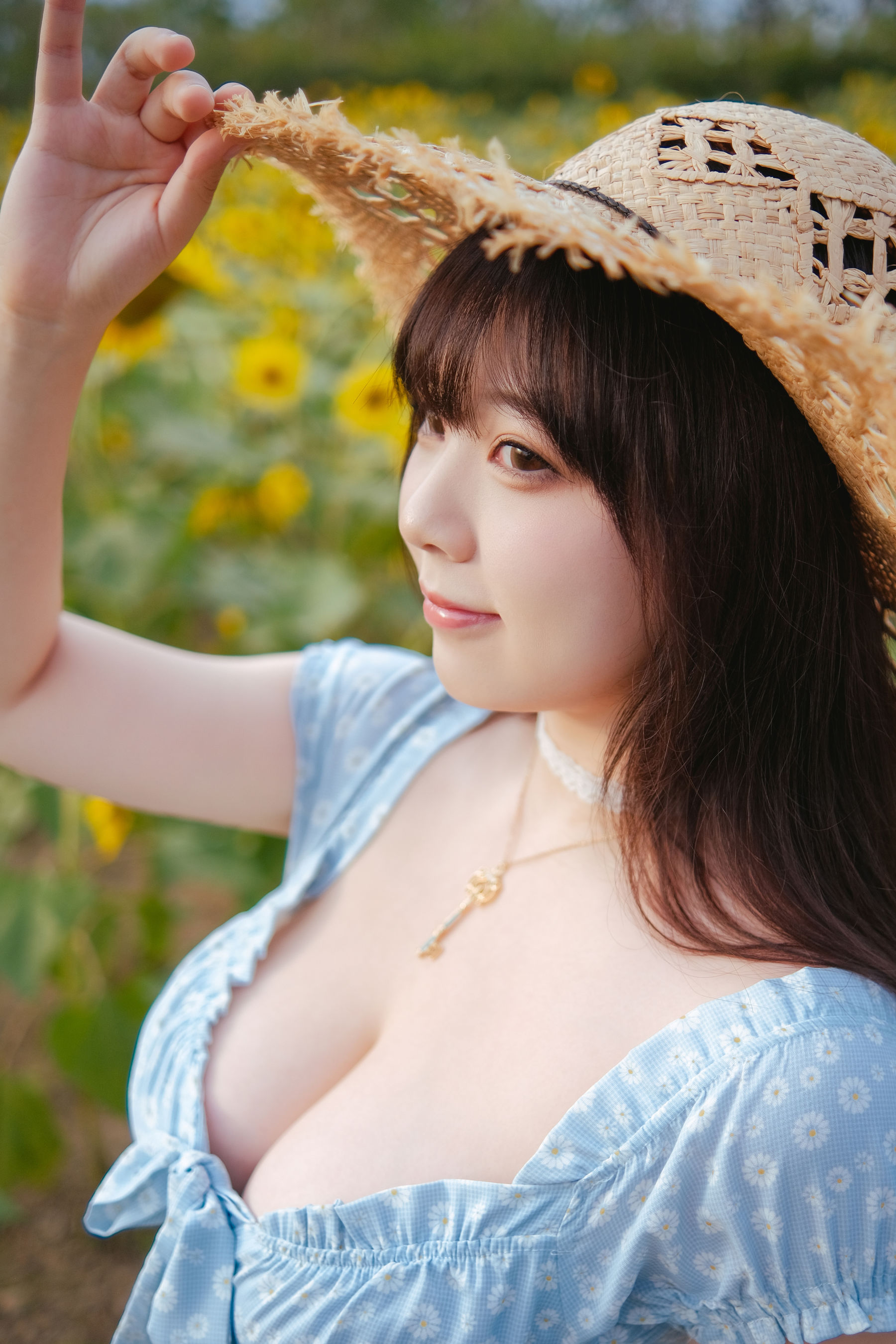 皮皮奶可可爱了啦 - 彼女向日葵