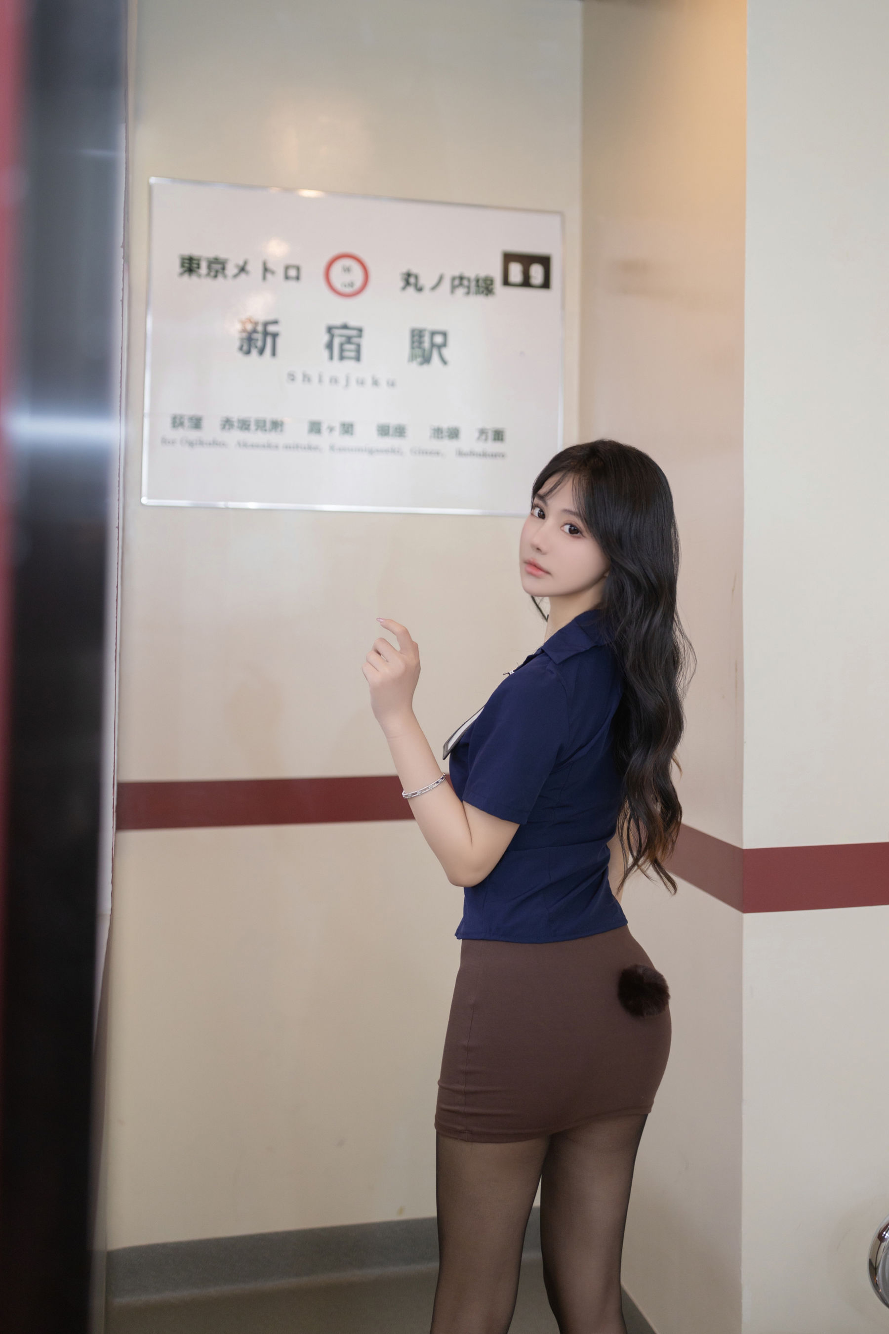 谢小蒽 地铁袭击写真