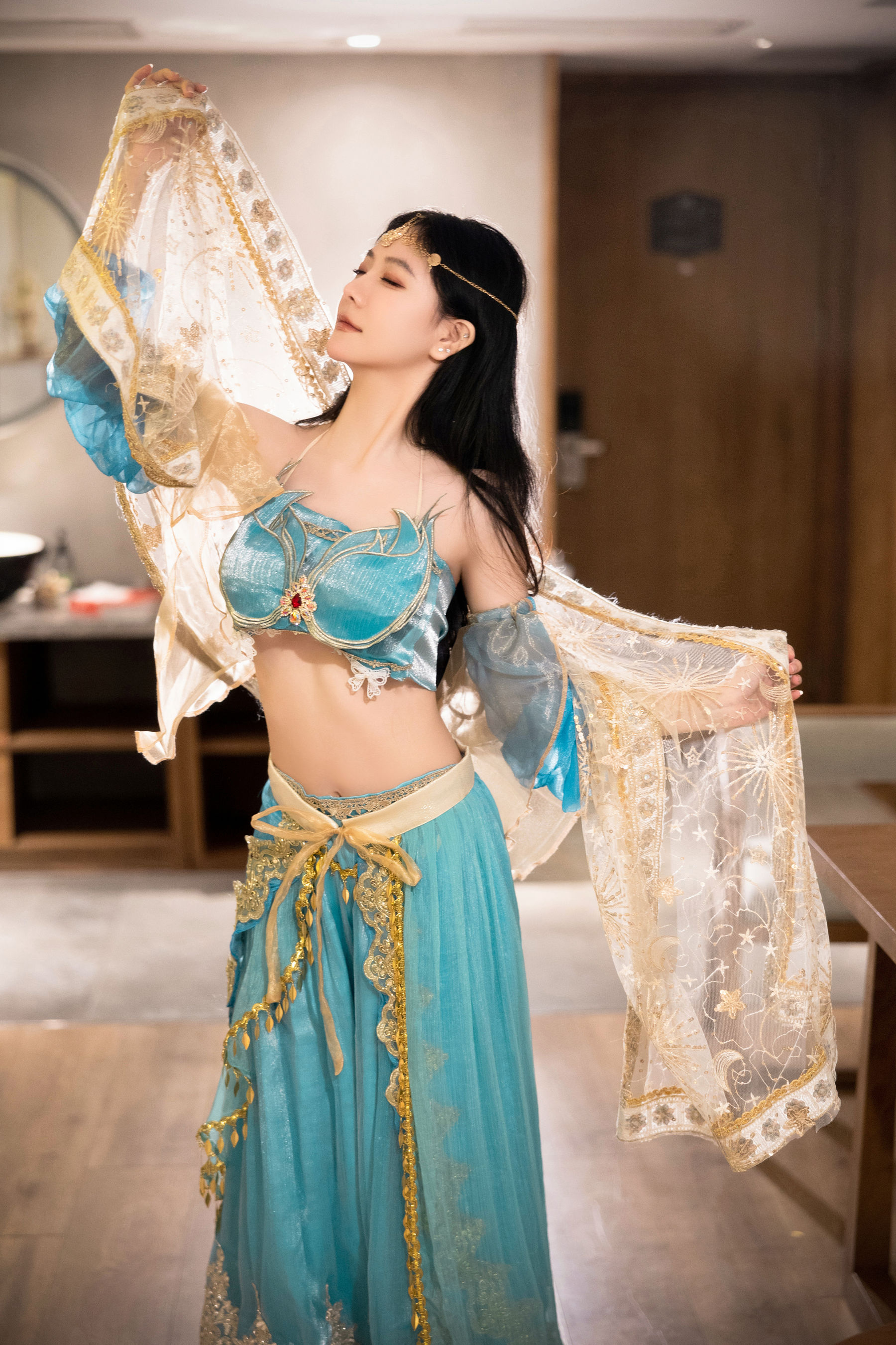 谢小蒽 西域舞娘写真
