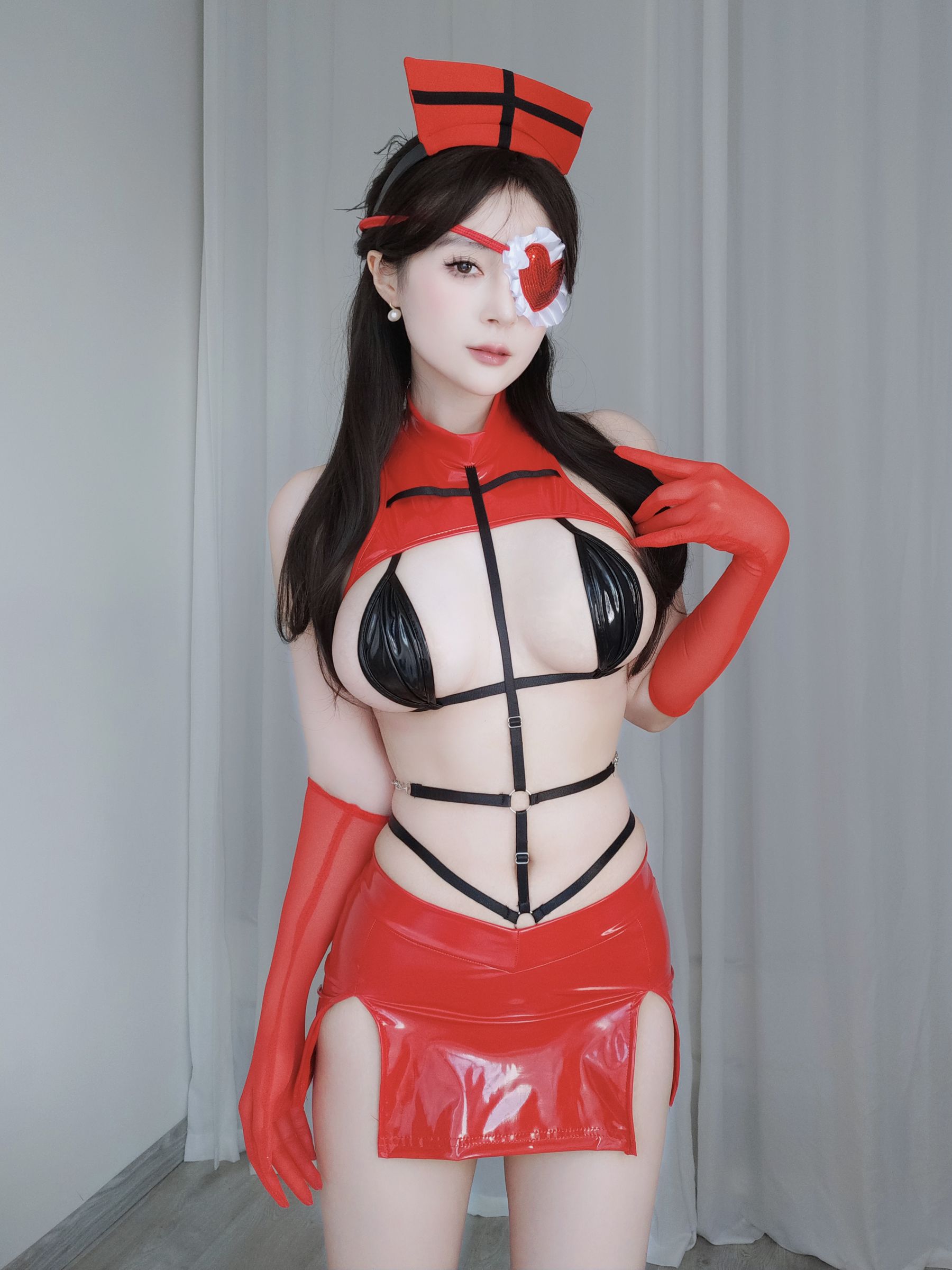 Coser小姐姐 白银 [fantia]  調月リオcosplay