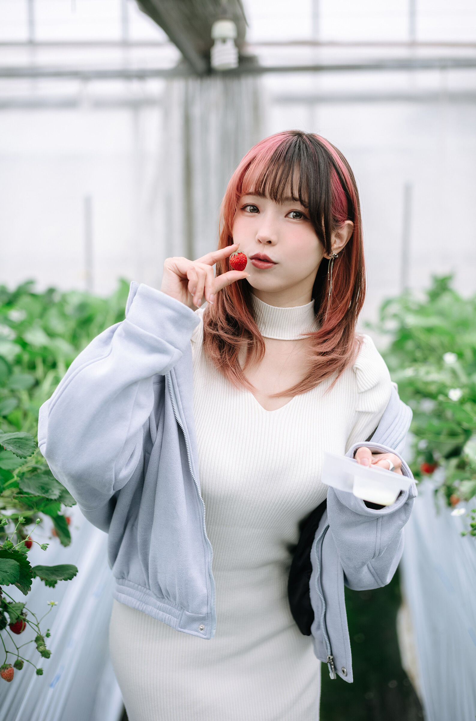 Ely_eee (ElyEE子) - Strawberry Picking Date
