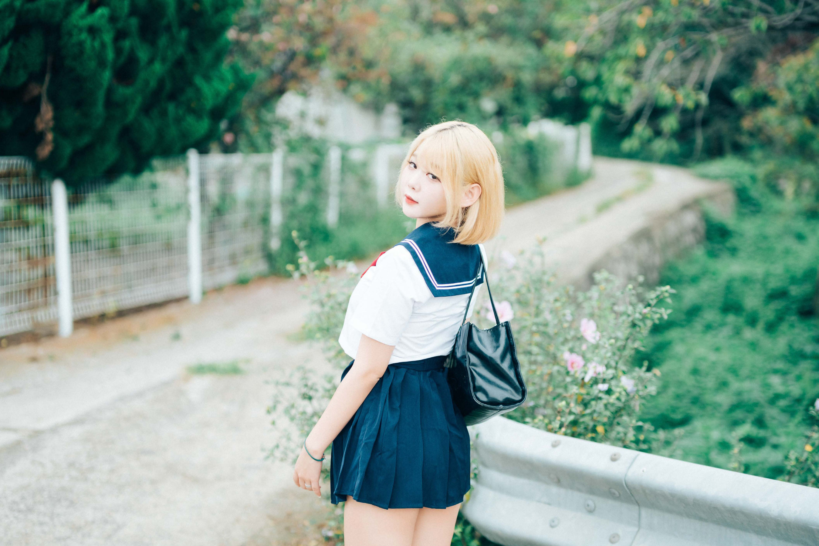 Haivia Zia - Summer Memories