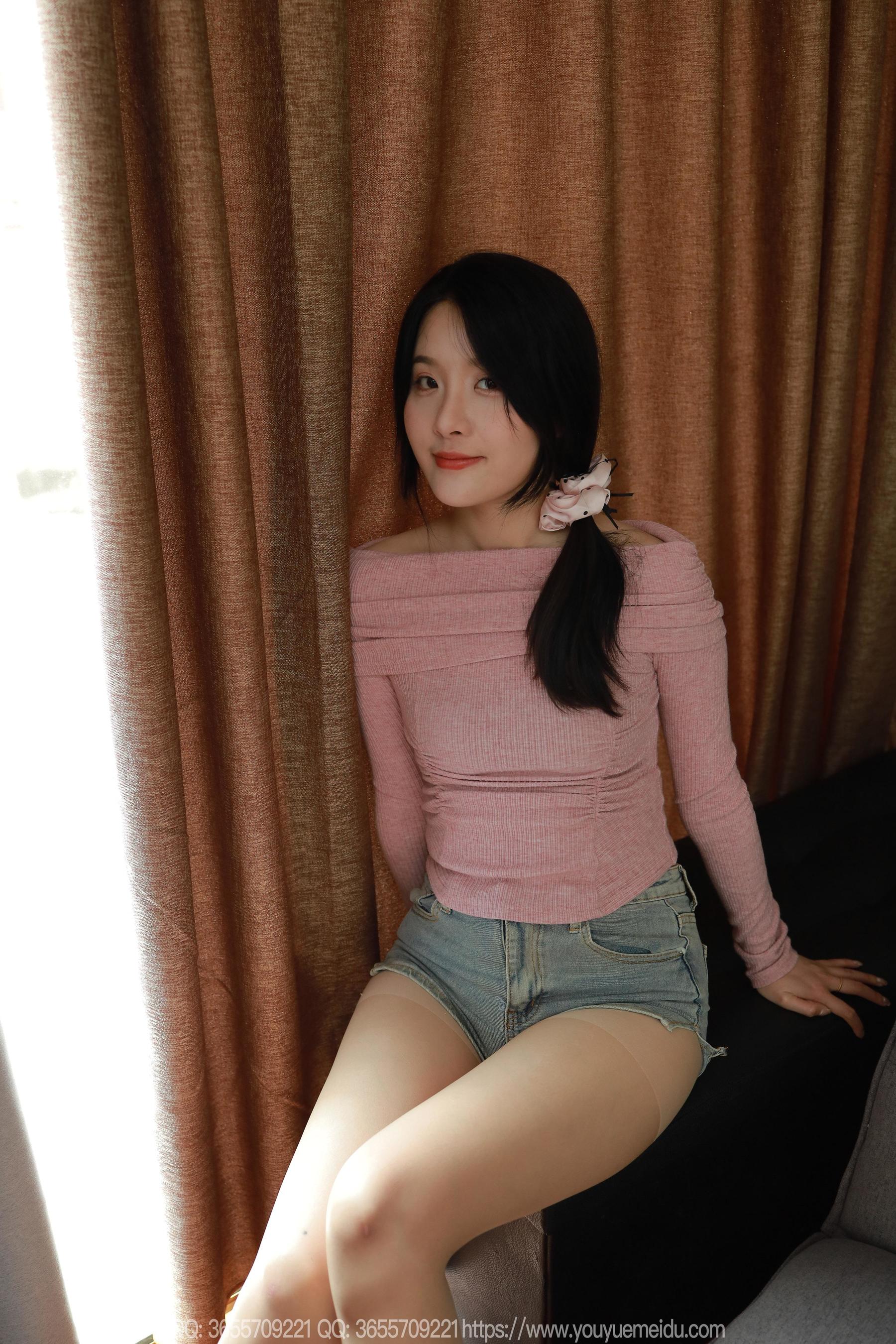 IESS异思趣向 - 模特： 婉萍 《短裤肉丝》