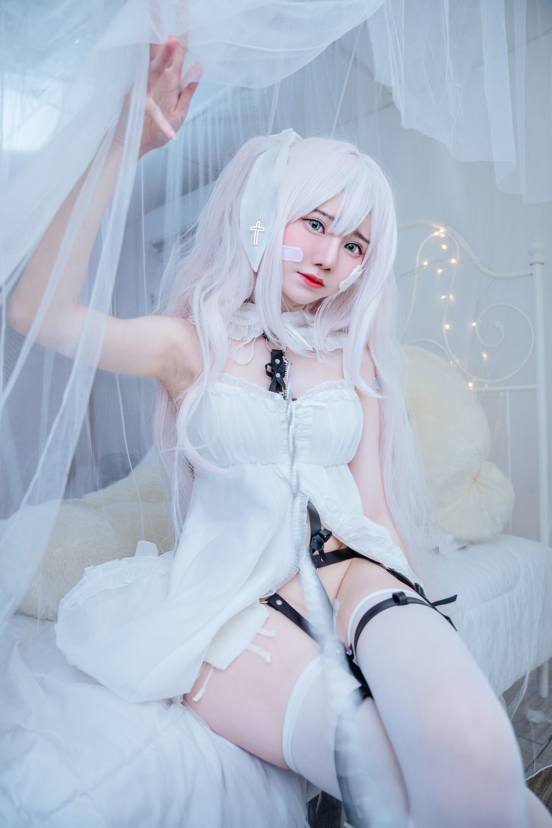 Sally Dorasnow - Hatsune - 图片03