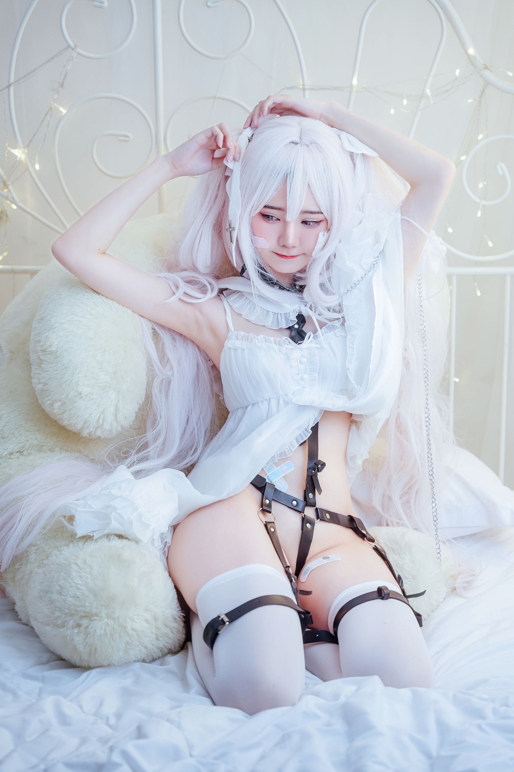 Sally Dorasnow - Hatsune - 图片04
