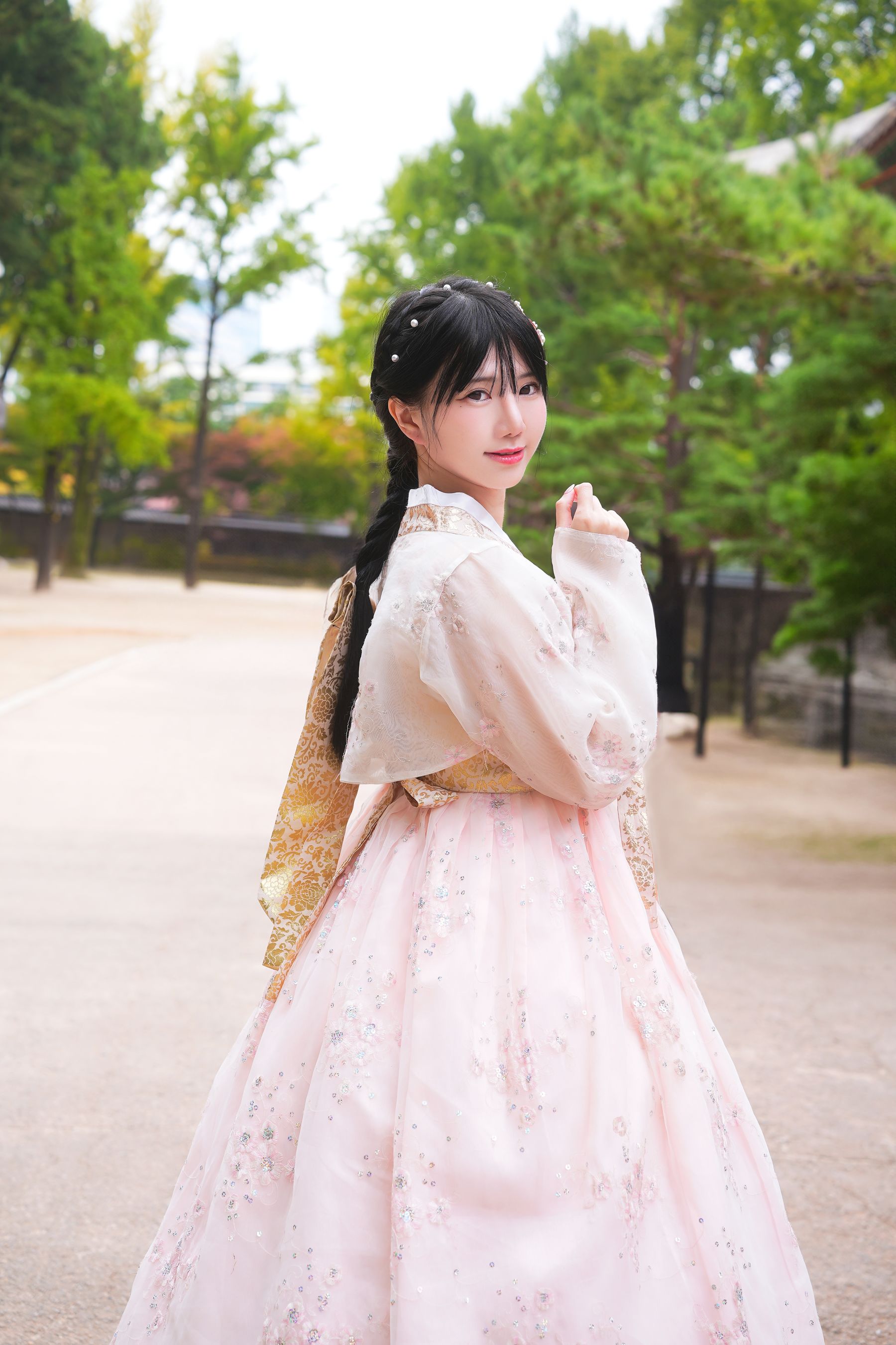Sally Dorasnow - New Year Hanbok - 图片08