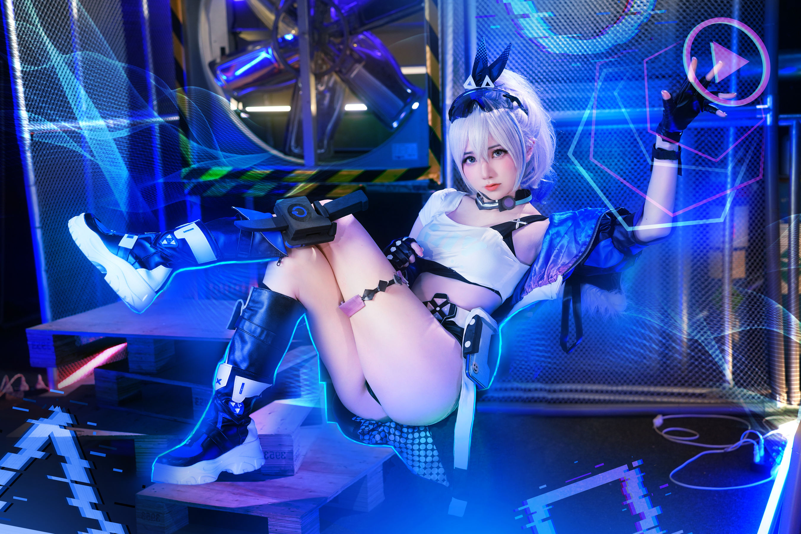 Sally Dorasnow - Silver Wolf - 图片04