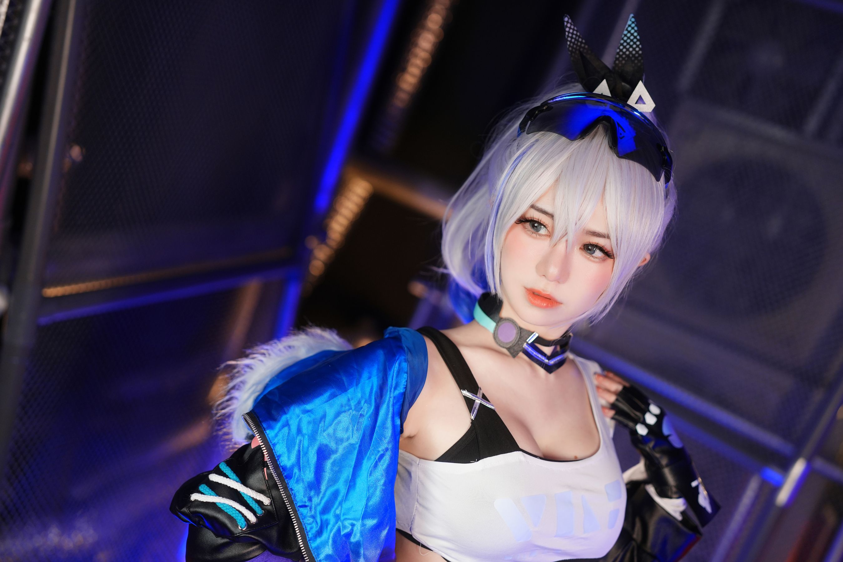 Sally Dorasnow - Silver Wolf - 图片08