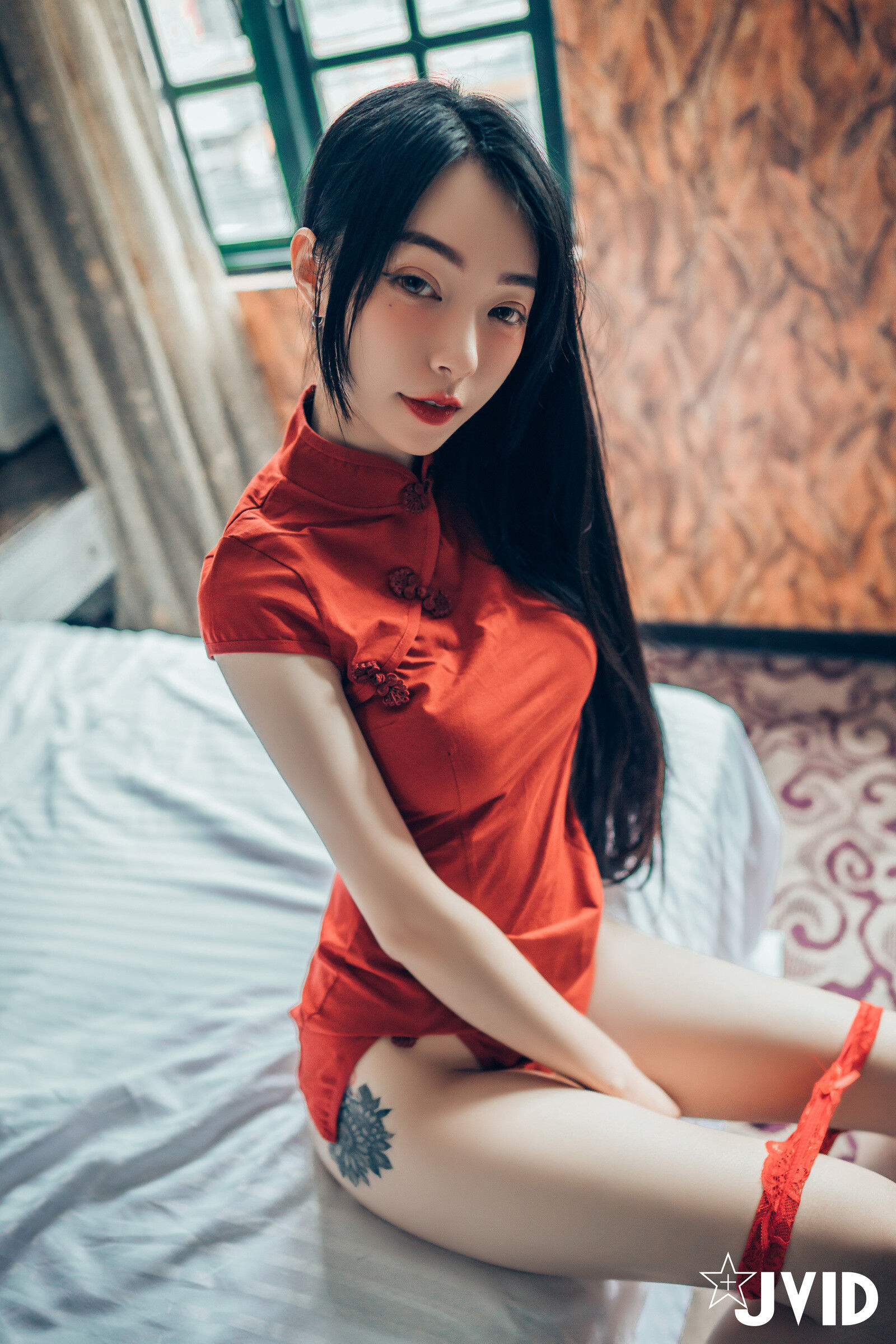 [JVID图集] 飄飄 - 色色旗袍 - 图片02