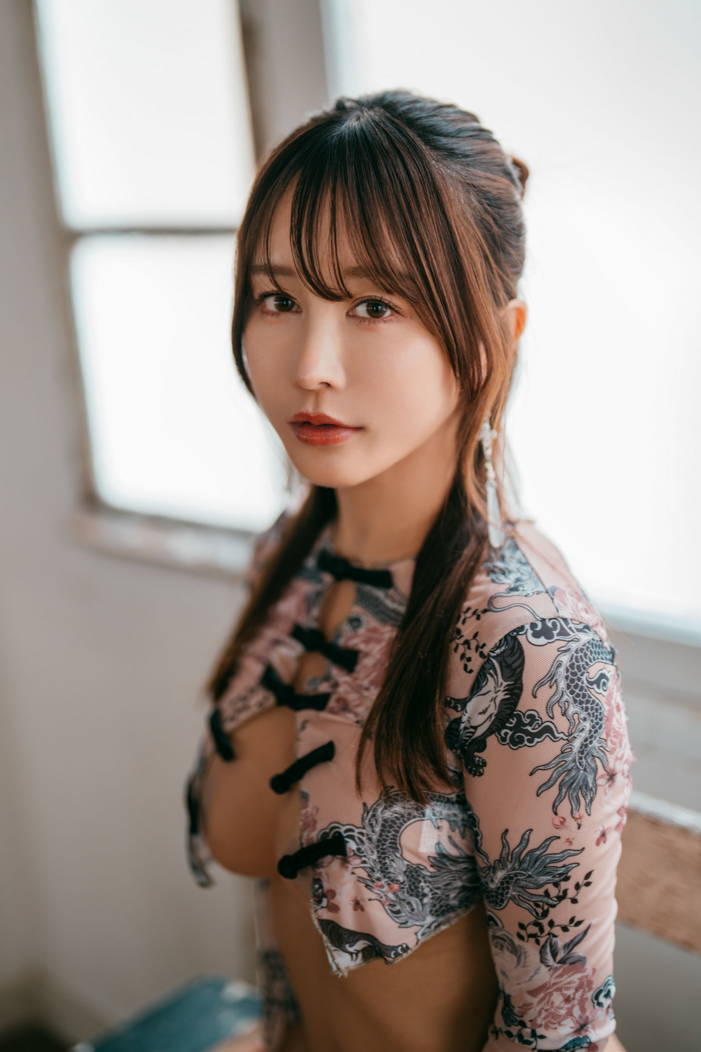いくみ – (193iKkyu3) [Fantia] 2024年08月 Chinese-Style Blouse - 图片03