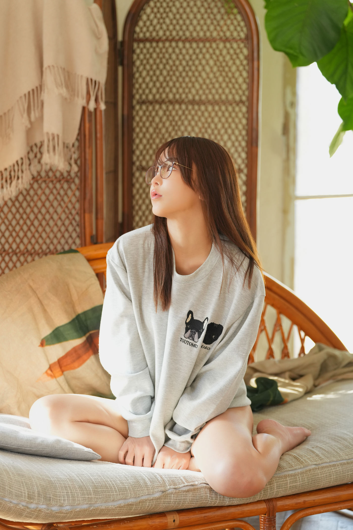 いくみ – (193iKkyu3) [Fantia] 2024年12月 Underneath my Dog Sweater - 图片02