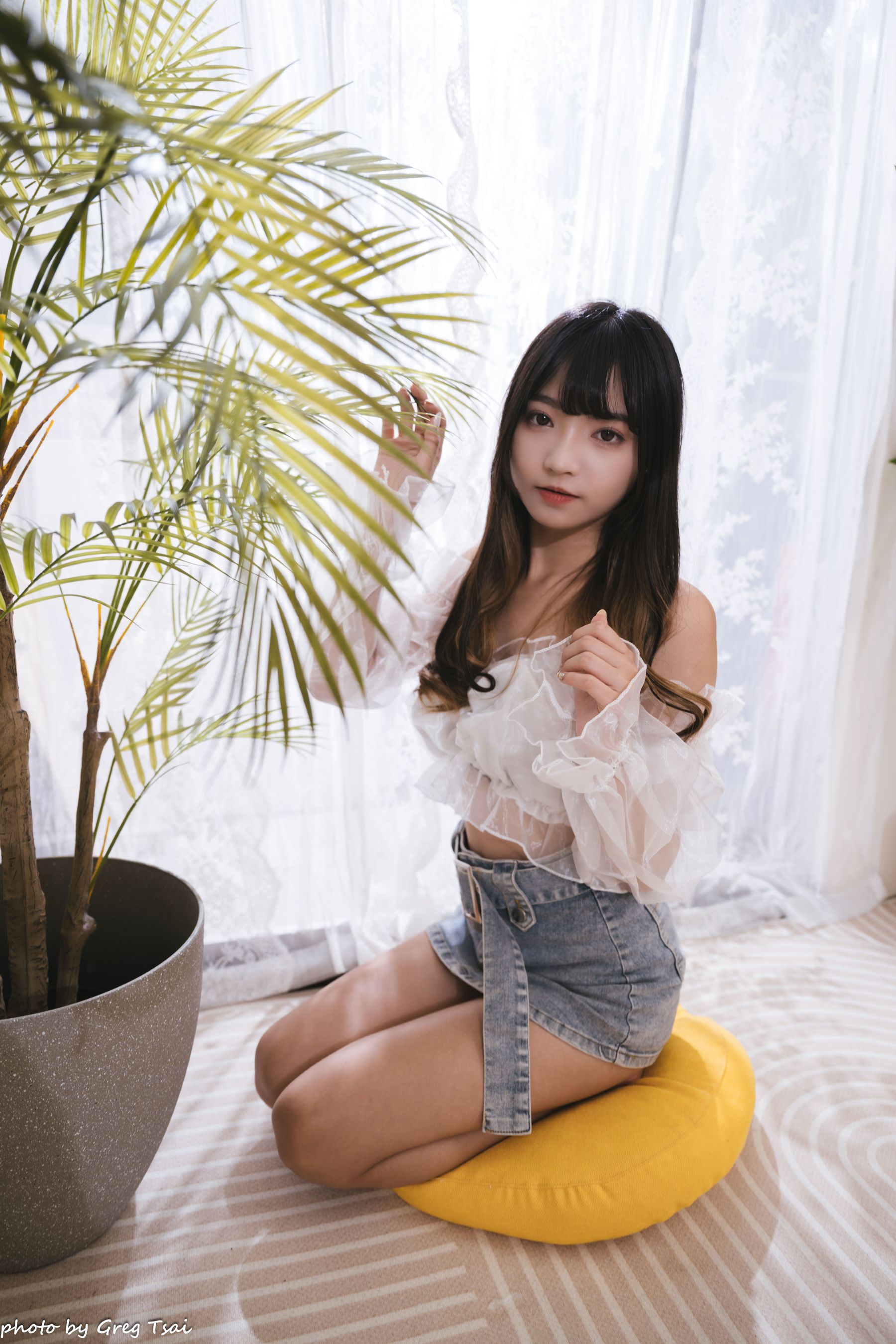 小穎 - 牛仔裙