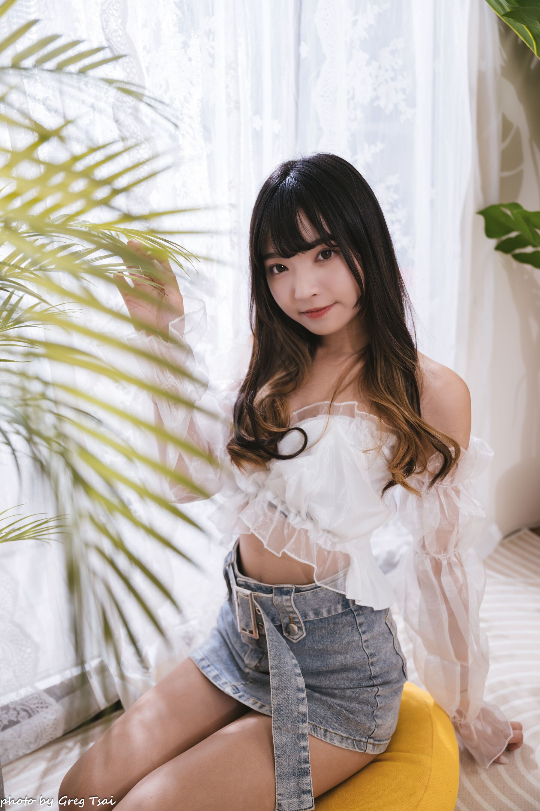 小穎 - 牛仔裙