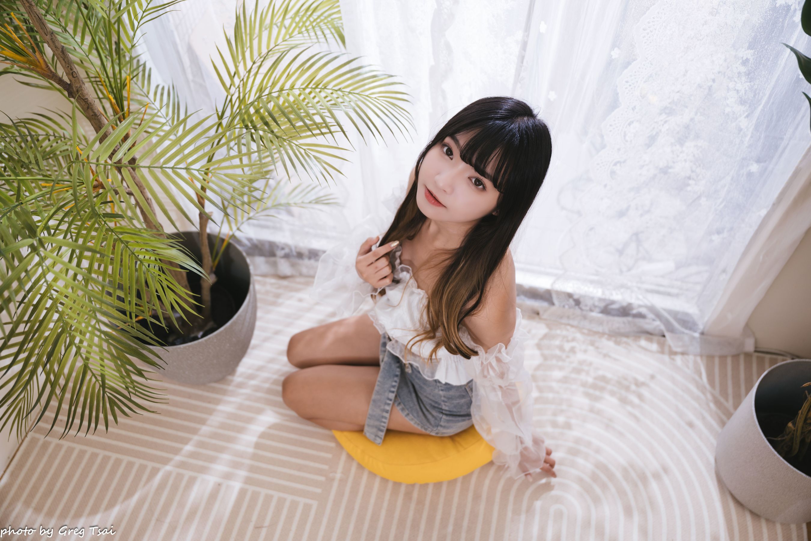 小穎 - 牛仔裙