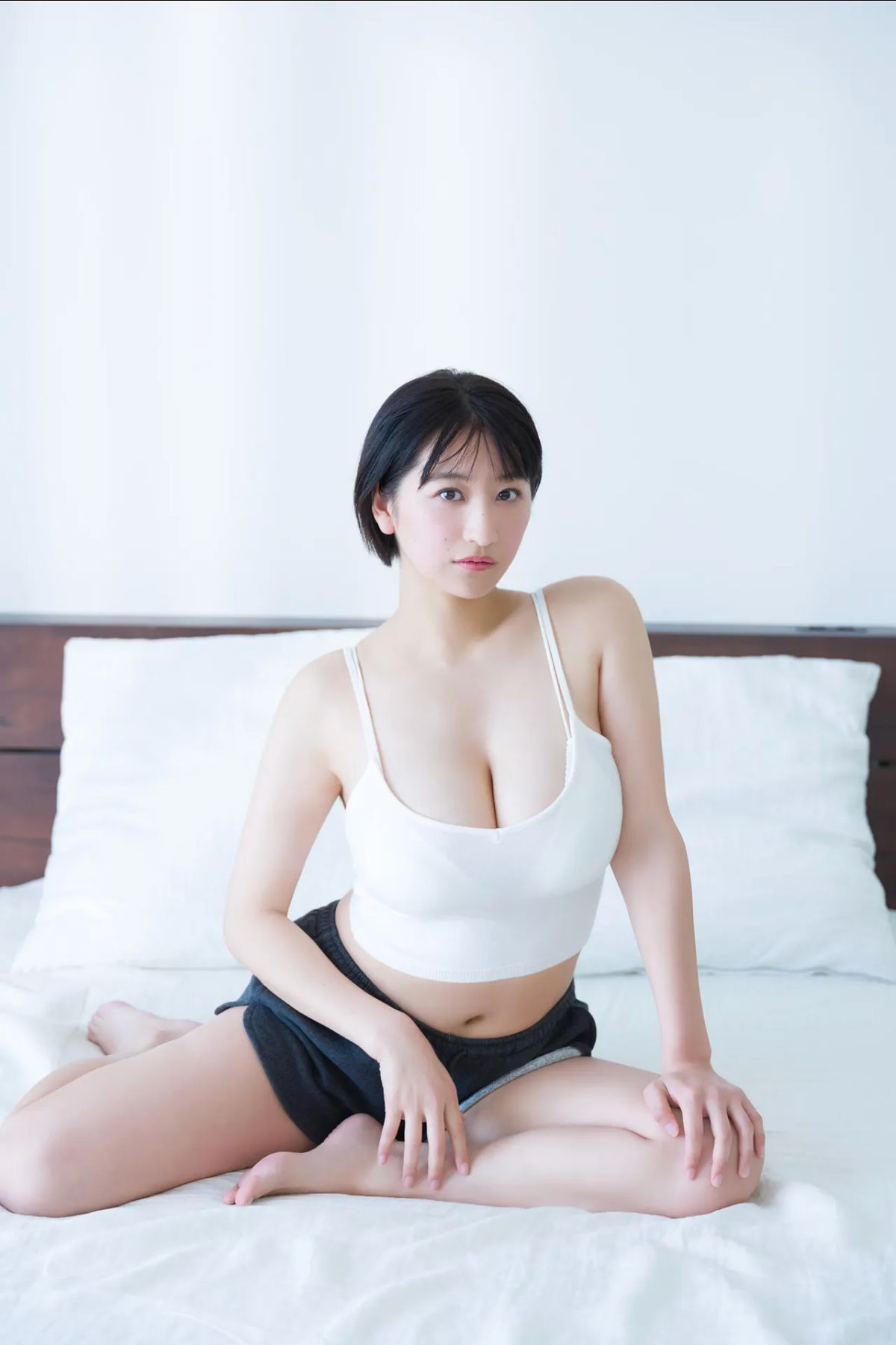榎原依那 - ファースト インパクト