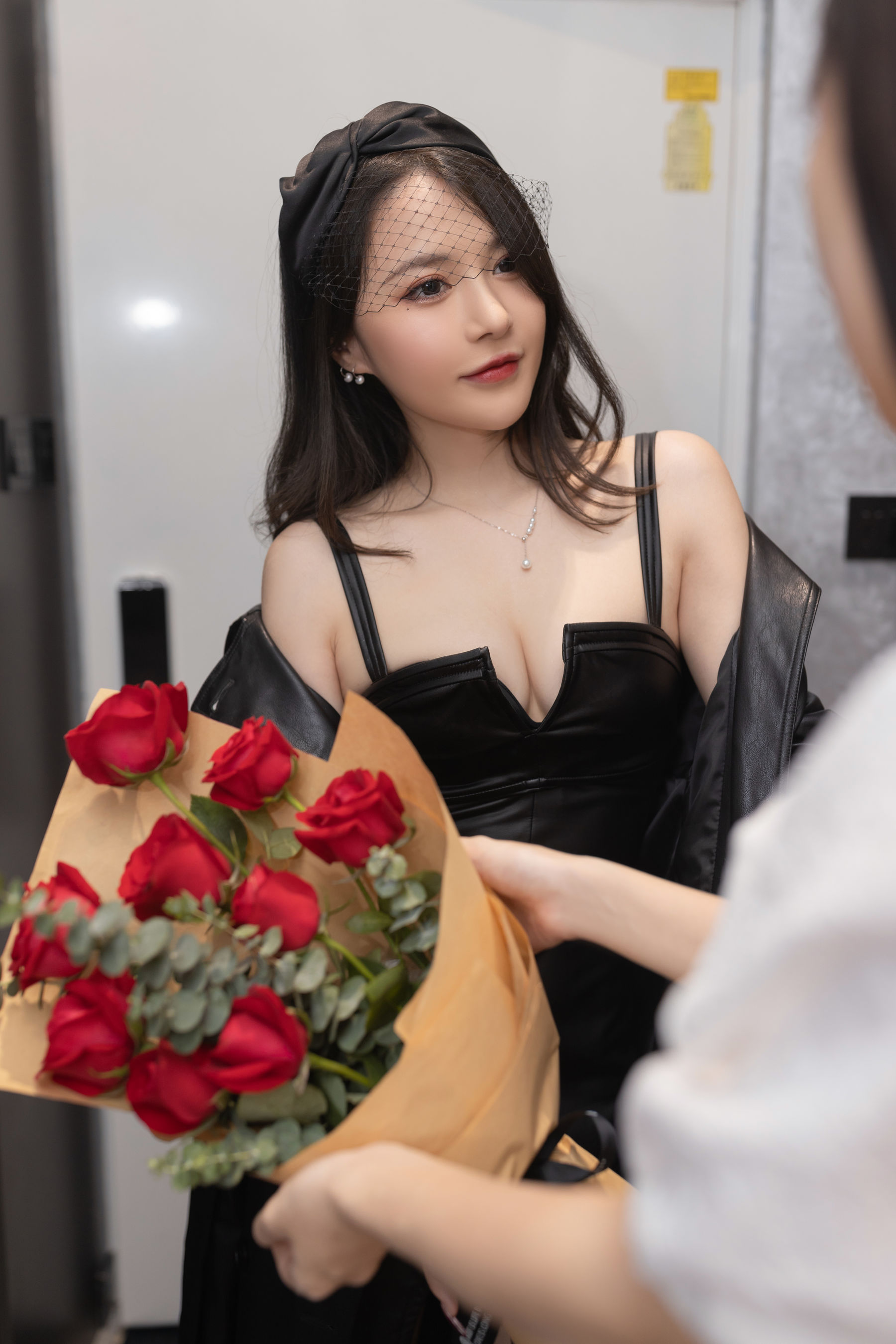 鱼子酱 - 妻子们的聚会