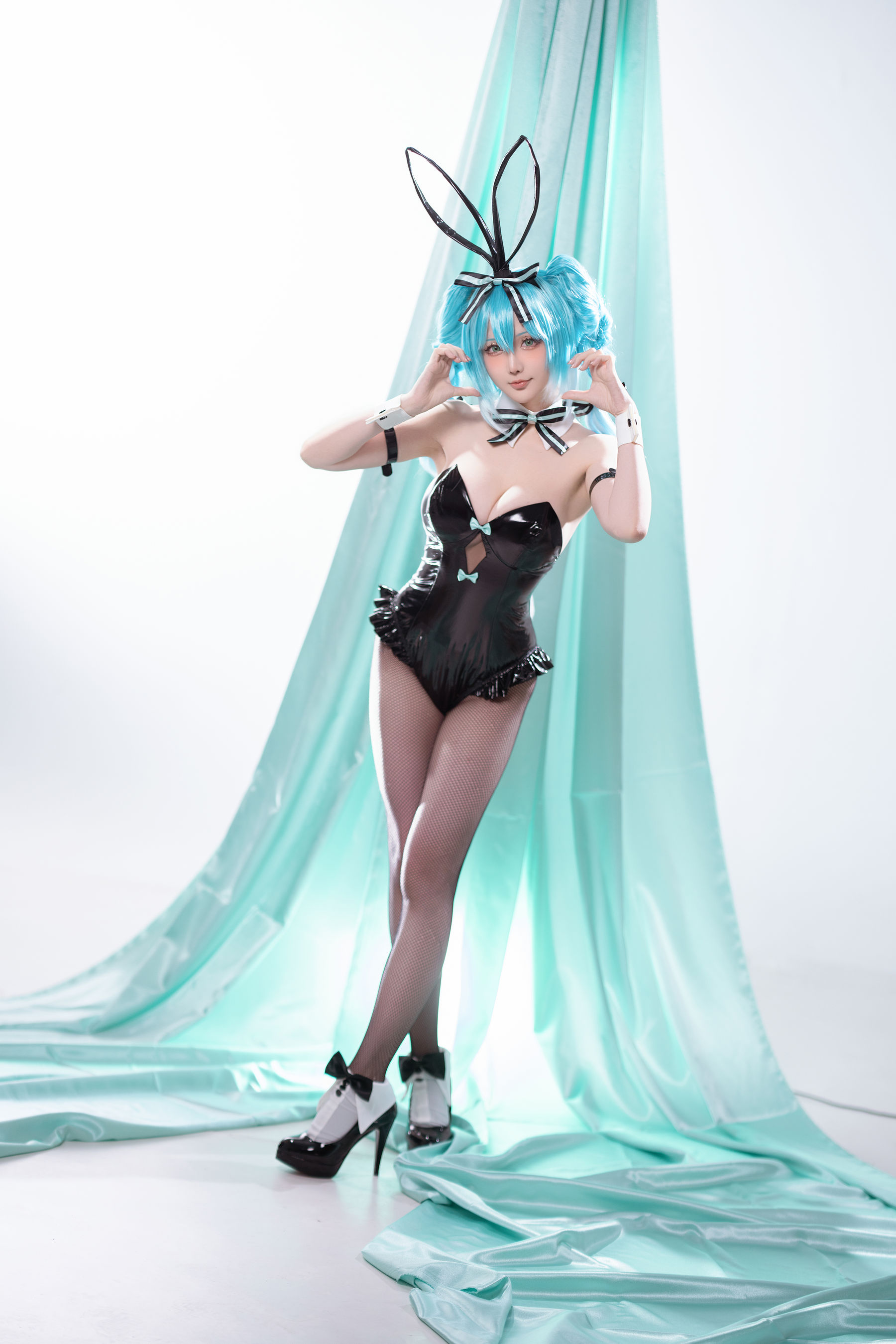 Coser小姐姐星之迟迟 - 初音未来 兔女郎 - 图片08