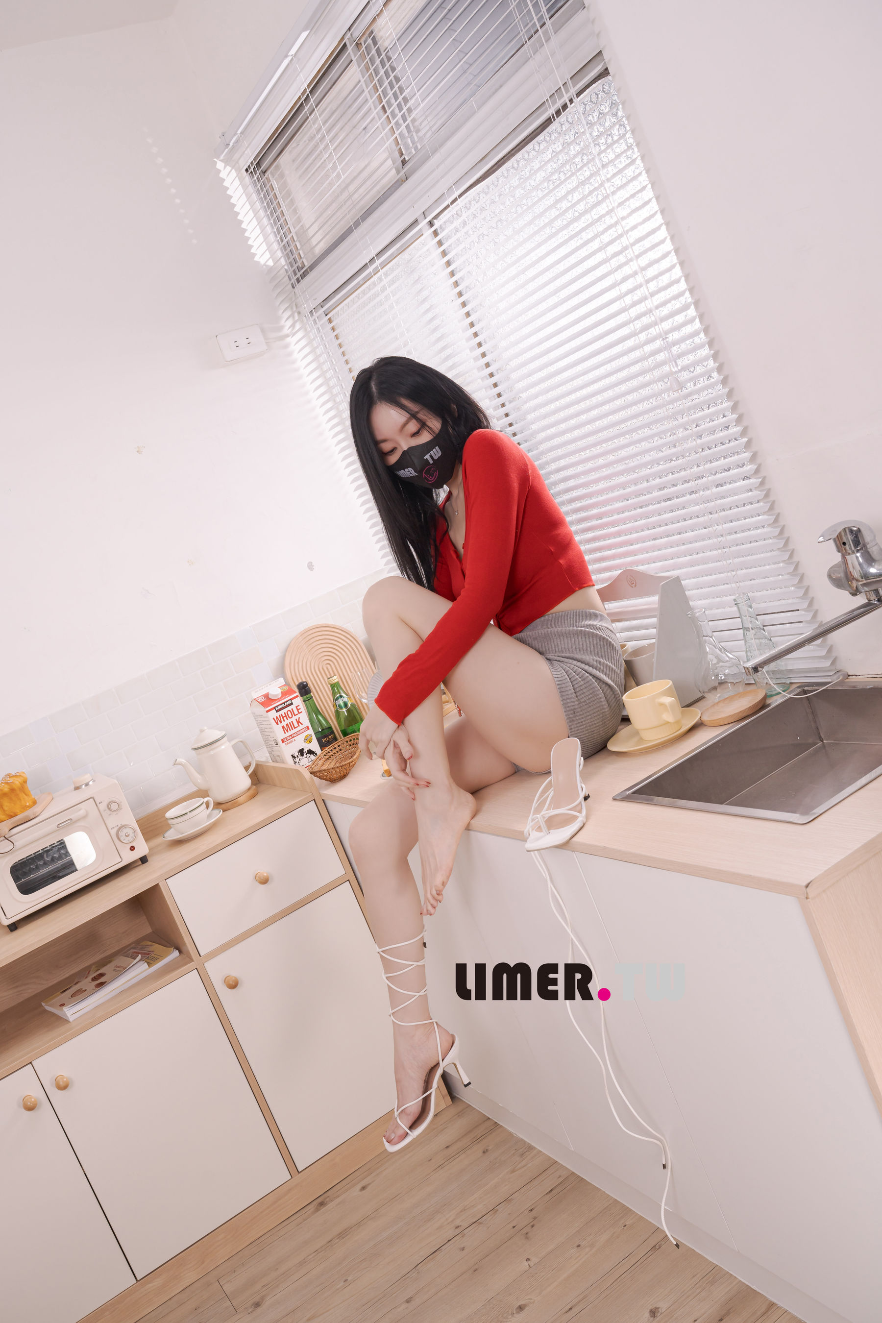 Limerence原创 No.100 语葳 Jaly 美脚直接对你贴脸挑逗 - 图片06
