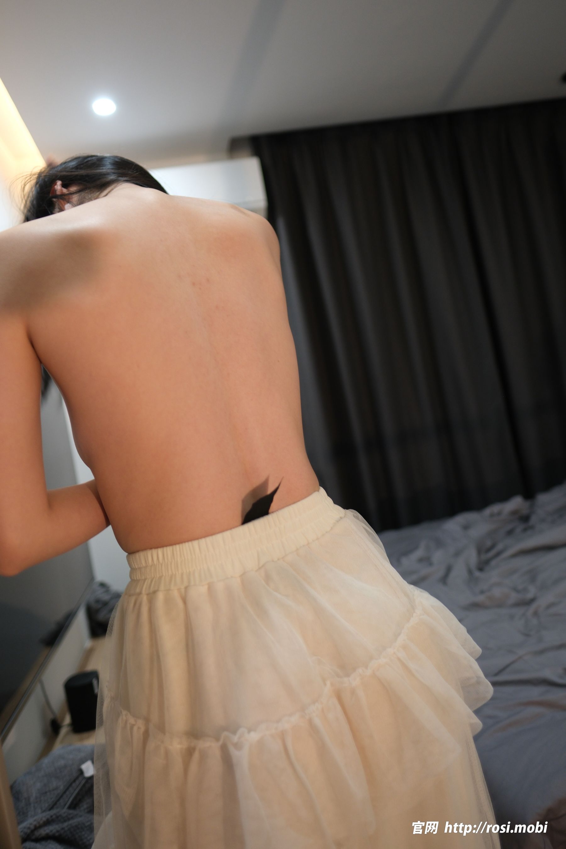 [ROSI写真] 2025.05.21 NO.4916