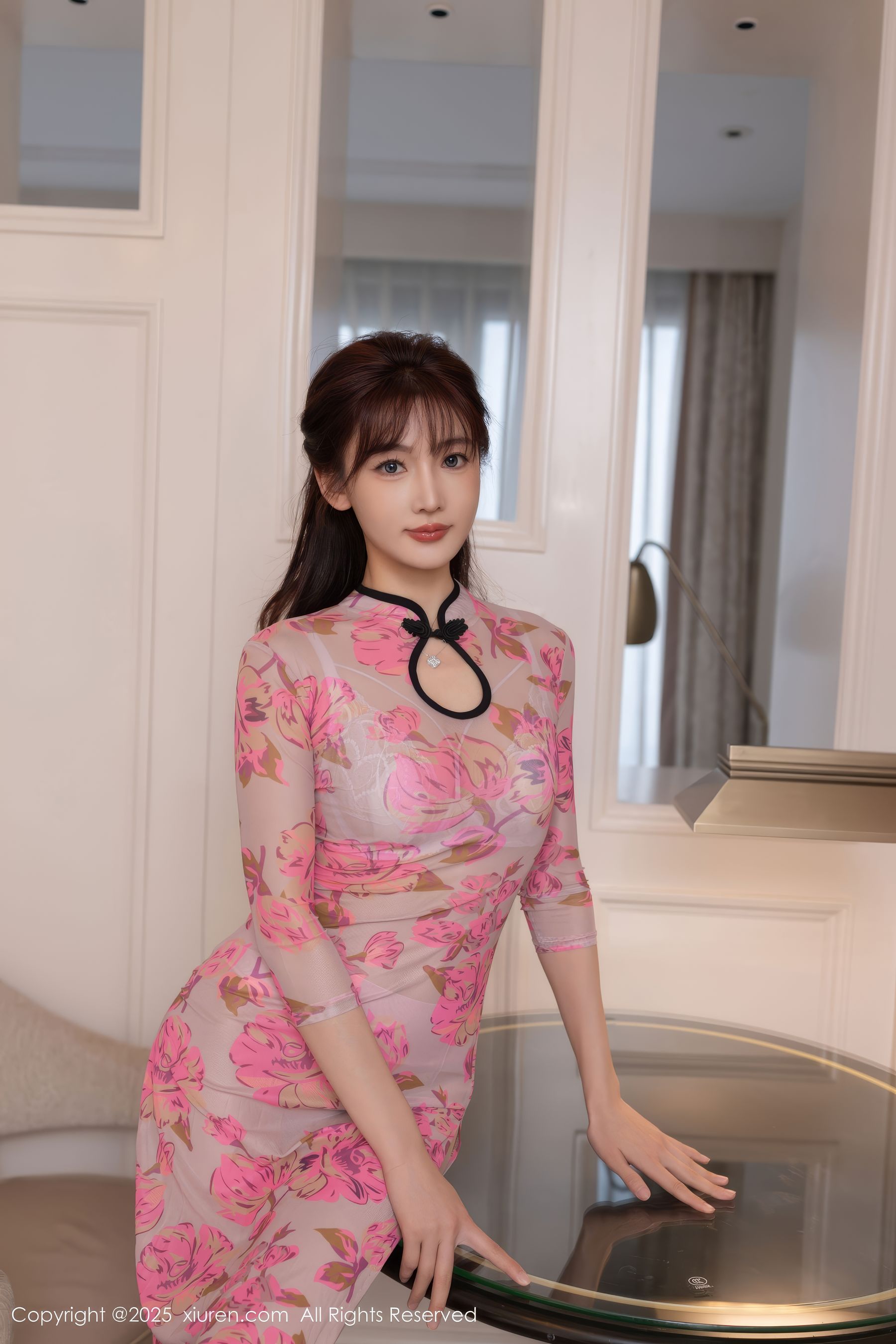 [秀人XiuRen] 2025.04.24 No.10196 陆萱萱 - 图片02
