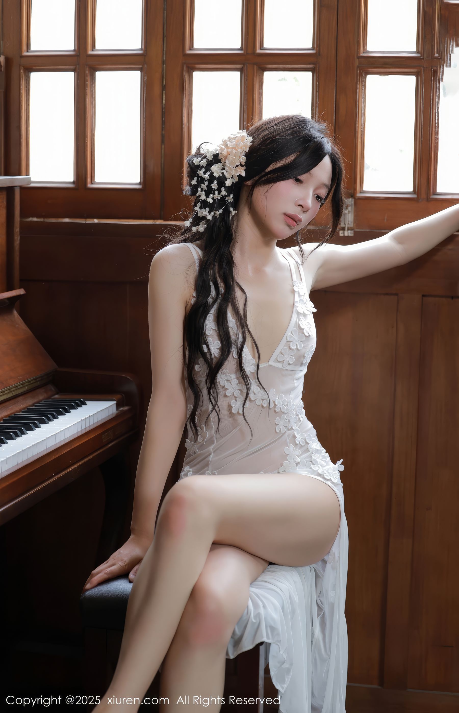 [秀人XiuRen] 2025.04.25 No.10198 橙子酱Lillian - 图片02