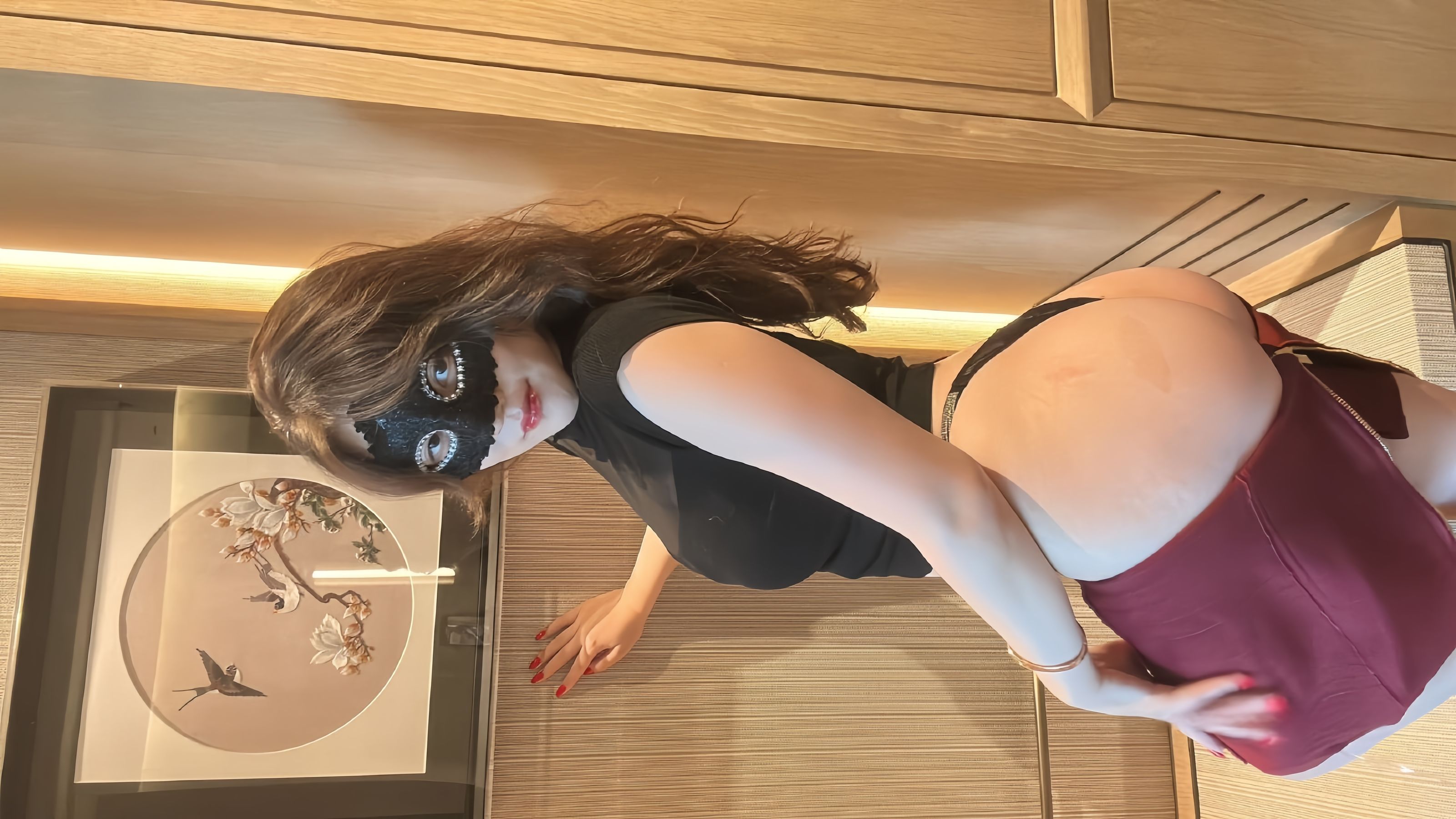 可可西yyy - 蒙面女侠红色包臀裙 - 图片03
