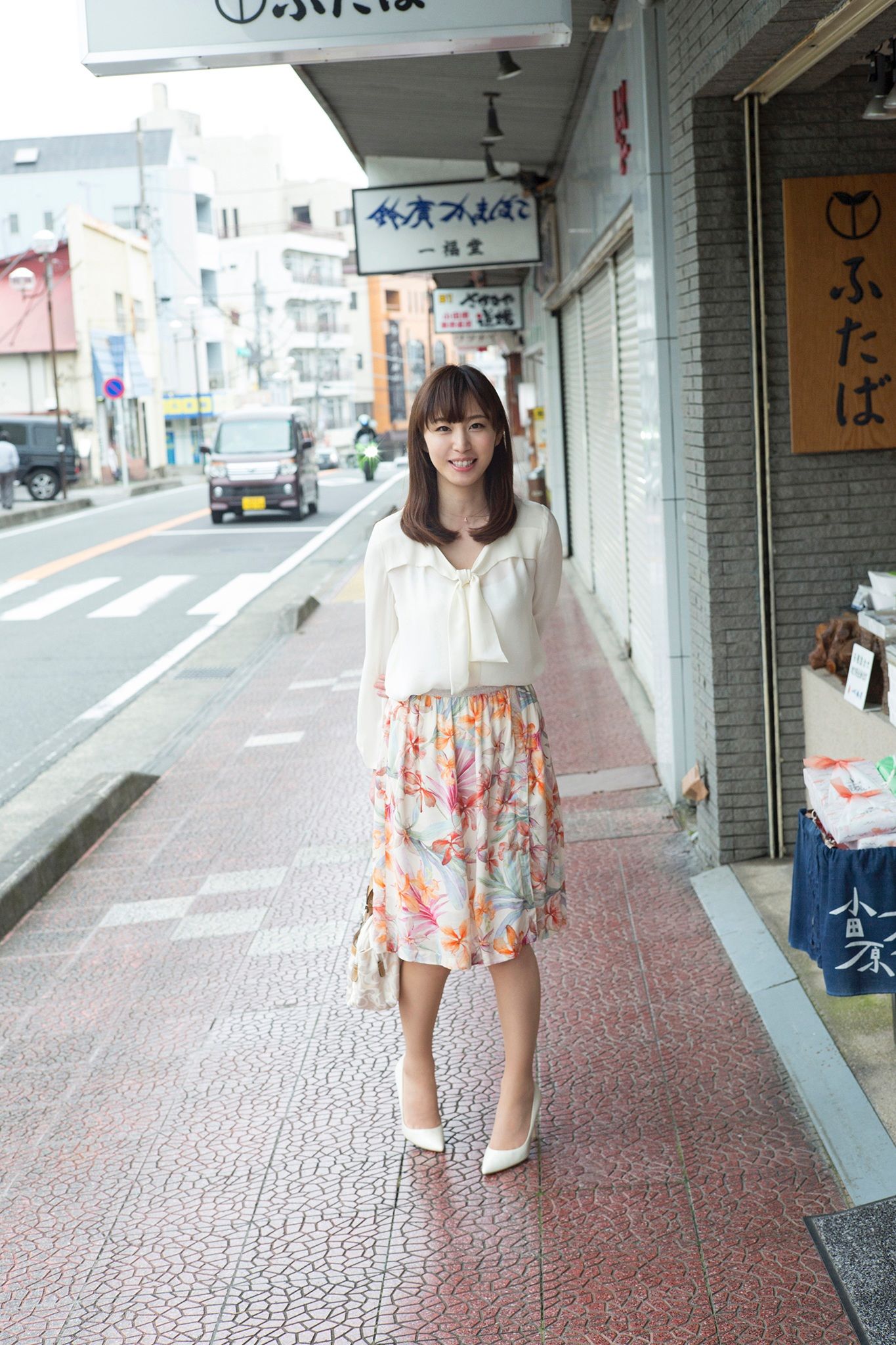 塩地美澄 - 日本一SEXYな美女アナと温泉旅 - 图片04