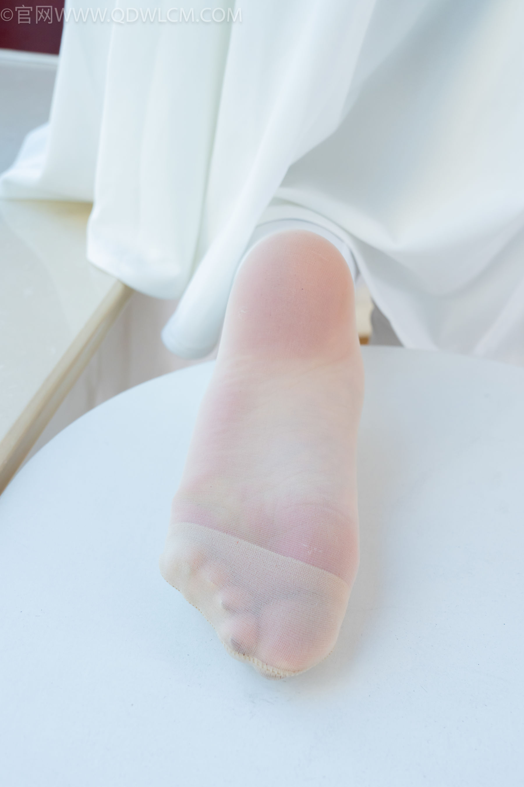 物恋传媒 No.2340 泡泡 - cos亚丝娜、长靴、袜套、薄肉丝 - 图片06