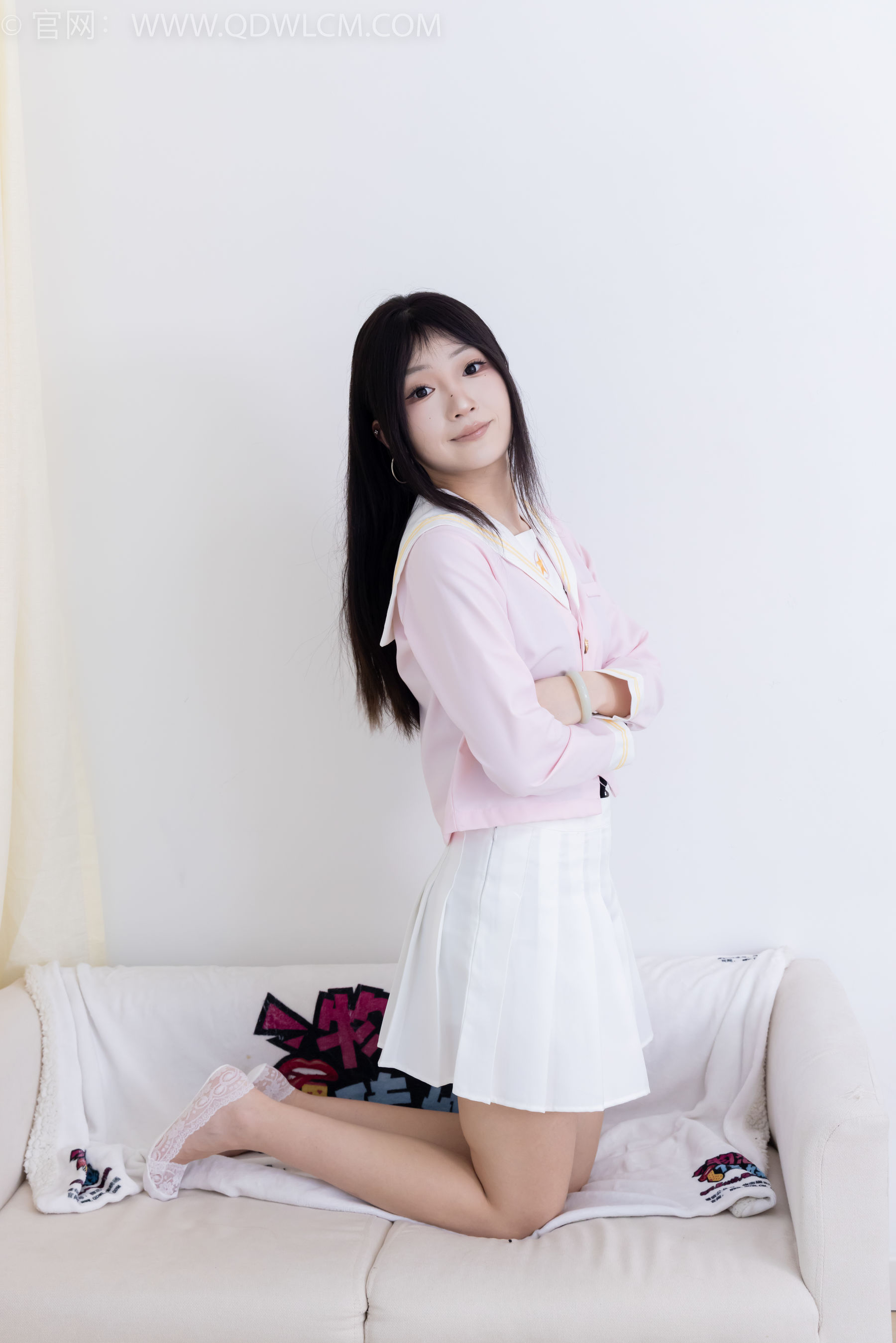 物恋传媒 No.2382 嘟嘟 - 平底凉鞋、白船袜、裸足、jk制服、裸足 - 图片08