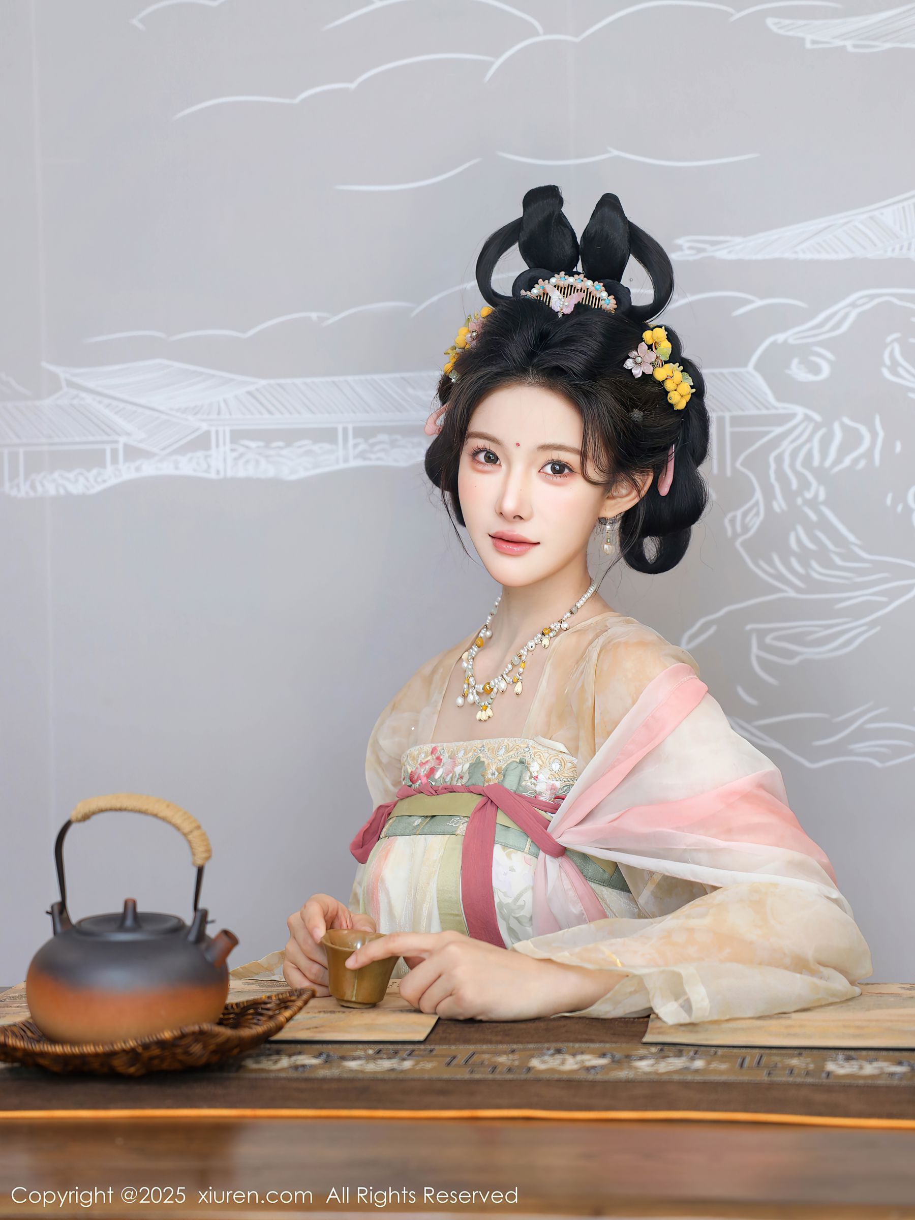 [秀人XiuRen] 2025.08.13 No.10645 梨霜儿 - 图片01