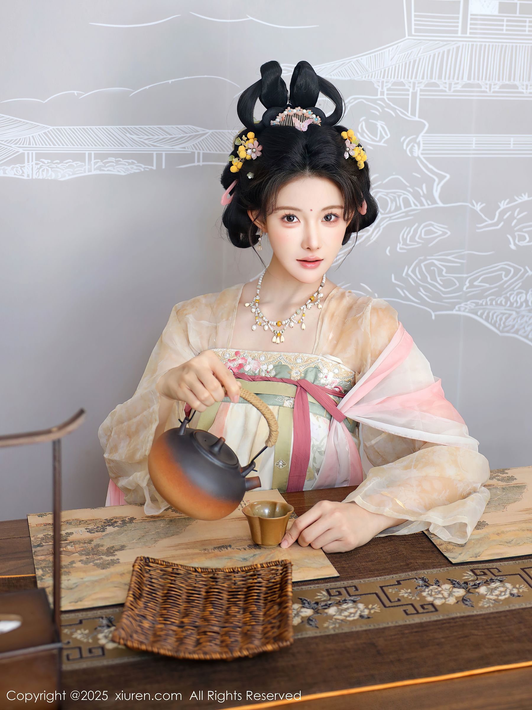 [秀人XiuRen] 2025.08.13 No.10645 梨霜儿 - 图片03