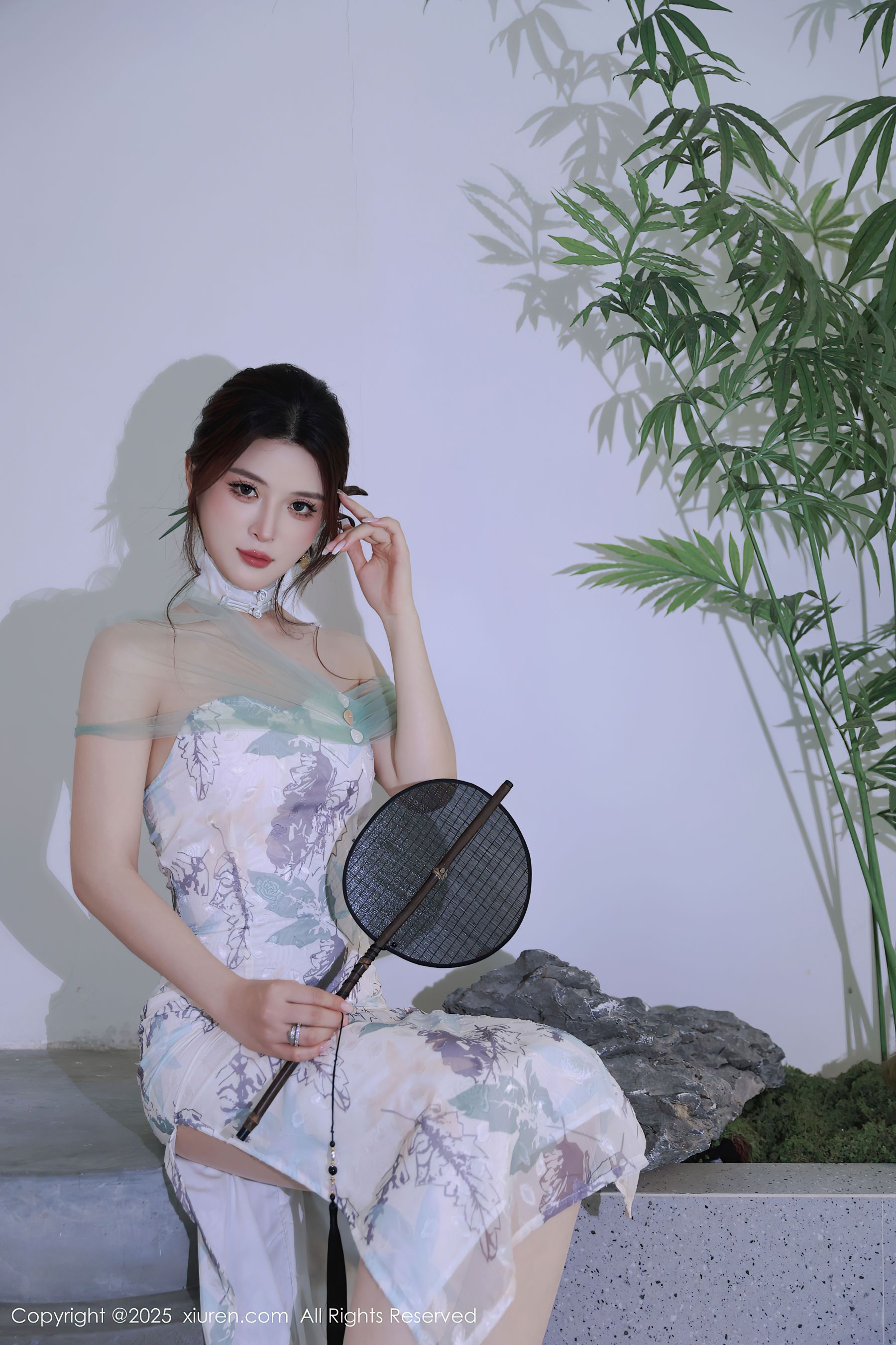 [秀人XiuRen] 2025.08.27 No.10694 阿依莎 - 图片02